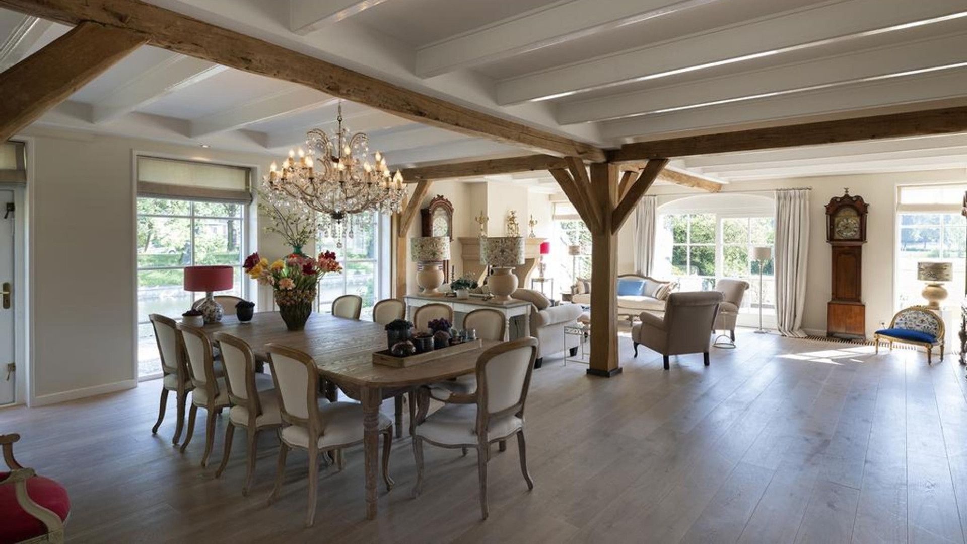 Pianist Jan Vayne koopt deze luxe miljoenen woonboerderij! Zie foto's 3