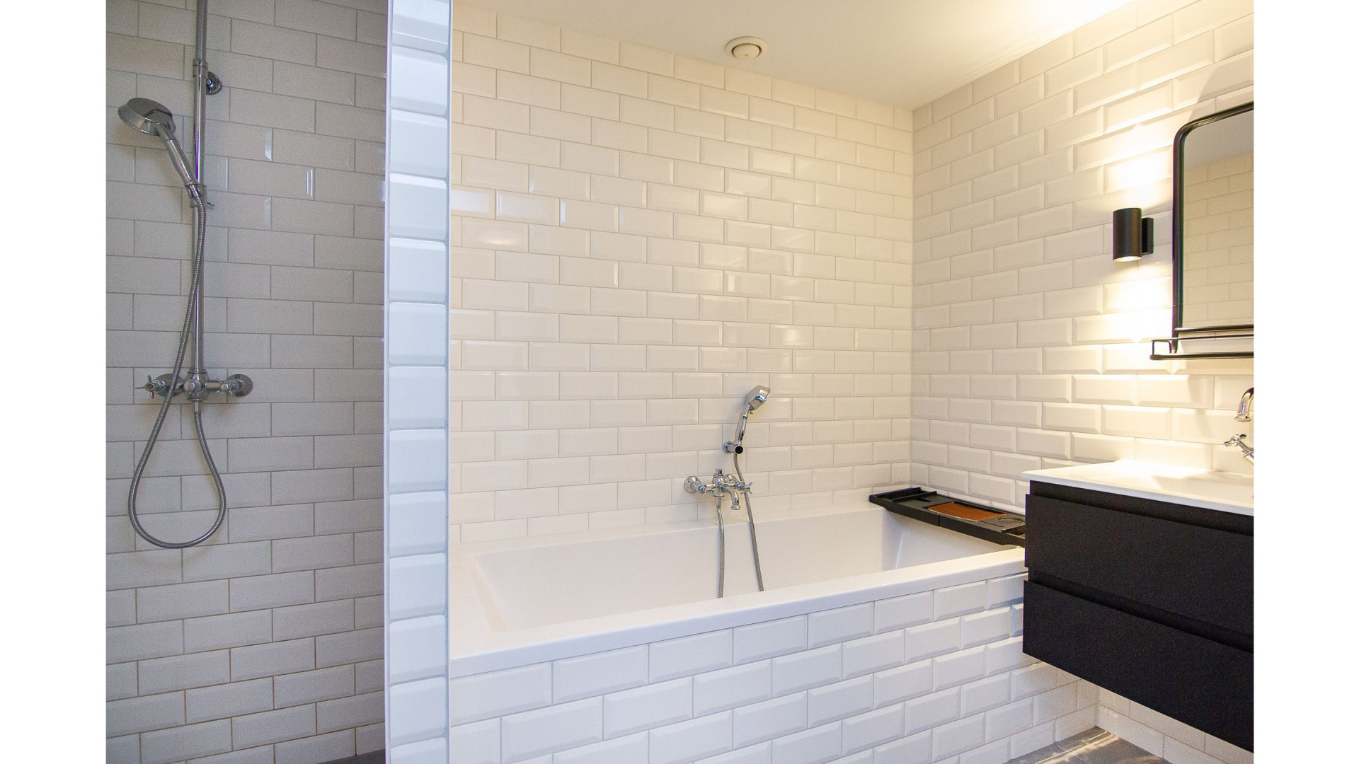 Zangeres Anouk zet haar appartement met mooi winstvooruitzicht te koop. Zie foto’s 7