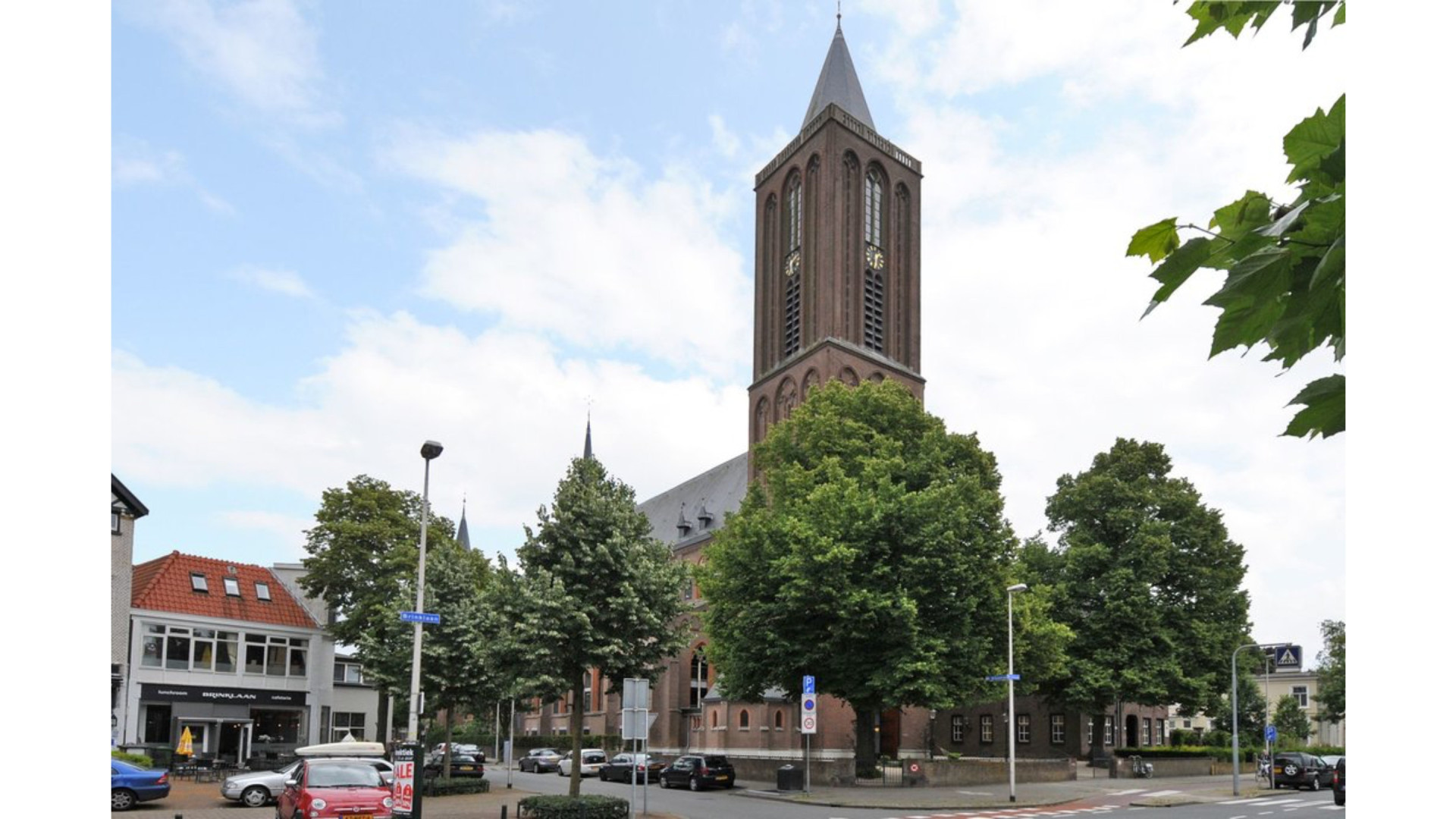 Zo woont onder vuur liggende en ontslagen Zapp-presentatrice Fenna Ramos! Zie foto's 2