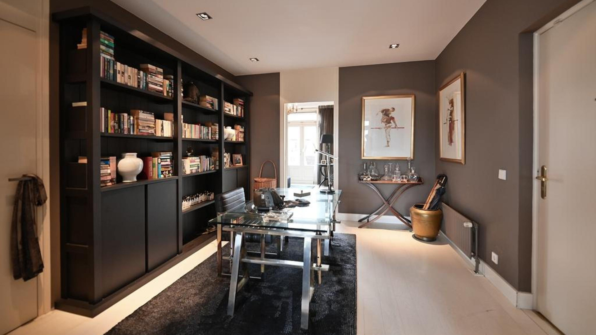 André van Duin koopt dit luxe Gooische appartement. Zie foto’s 5