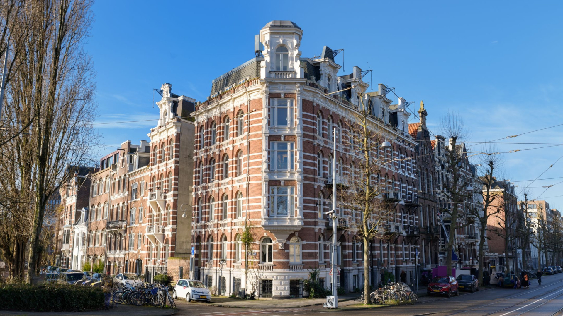 Buddy Vedder koopt zeer duur appartement met serieus gezondheidsrisico. Zie foto's 2