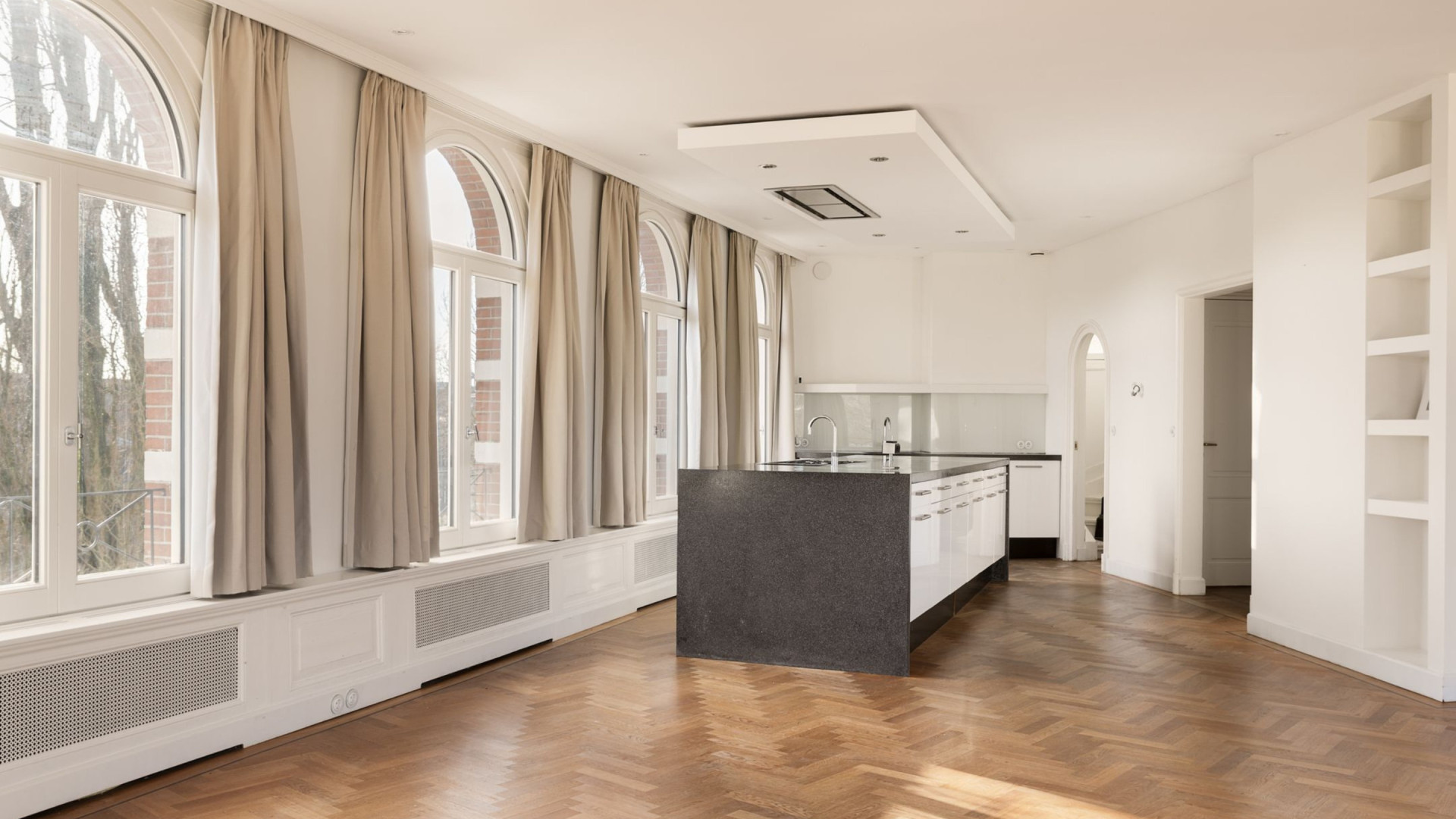 Buddy Vedder koopt zeer duur appartement met serieus gezondheidsrisico. Zie foto's 5