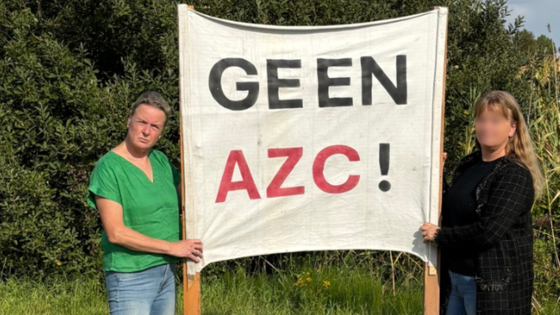 Erica Meiland op oorlogspad Geen Asielzoekers Centrum in Noordwijk. Zie zeer gewaagde foto! 2