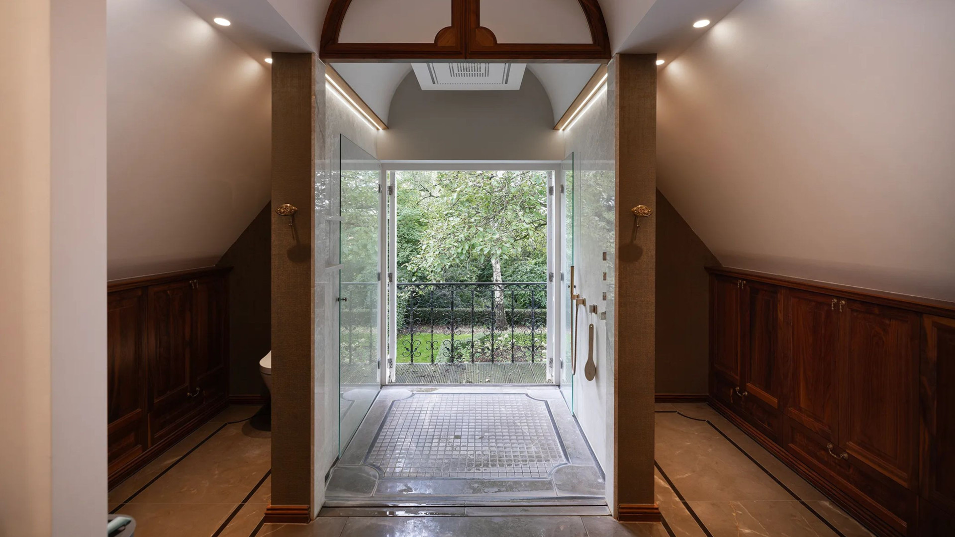 Voormalige villa DJ Afrojack gigantisch in prijs verlaagd. Zie foto’s 10