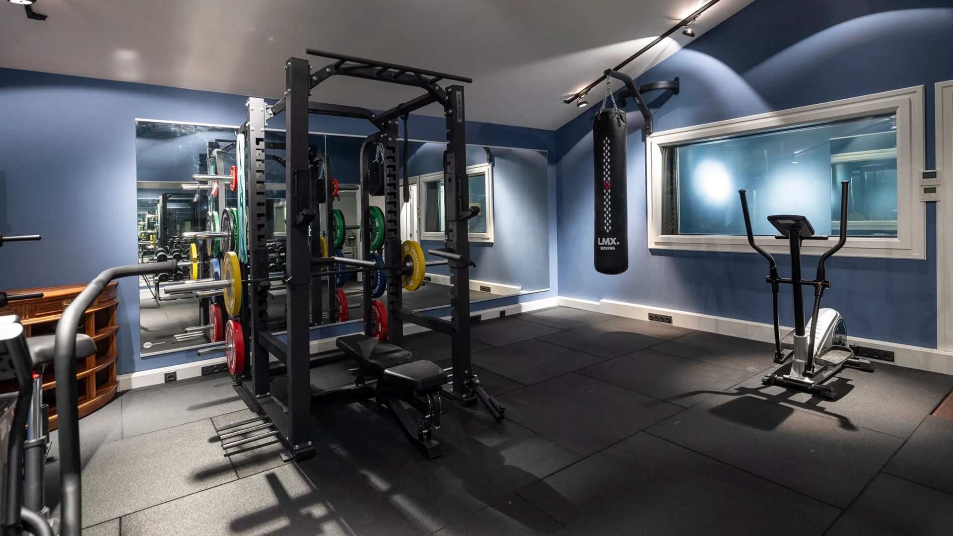 Voormalige villa DJ Afrojack gigantisch in prijs verlaagd. Zie foto’s 13