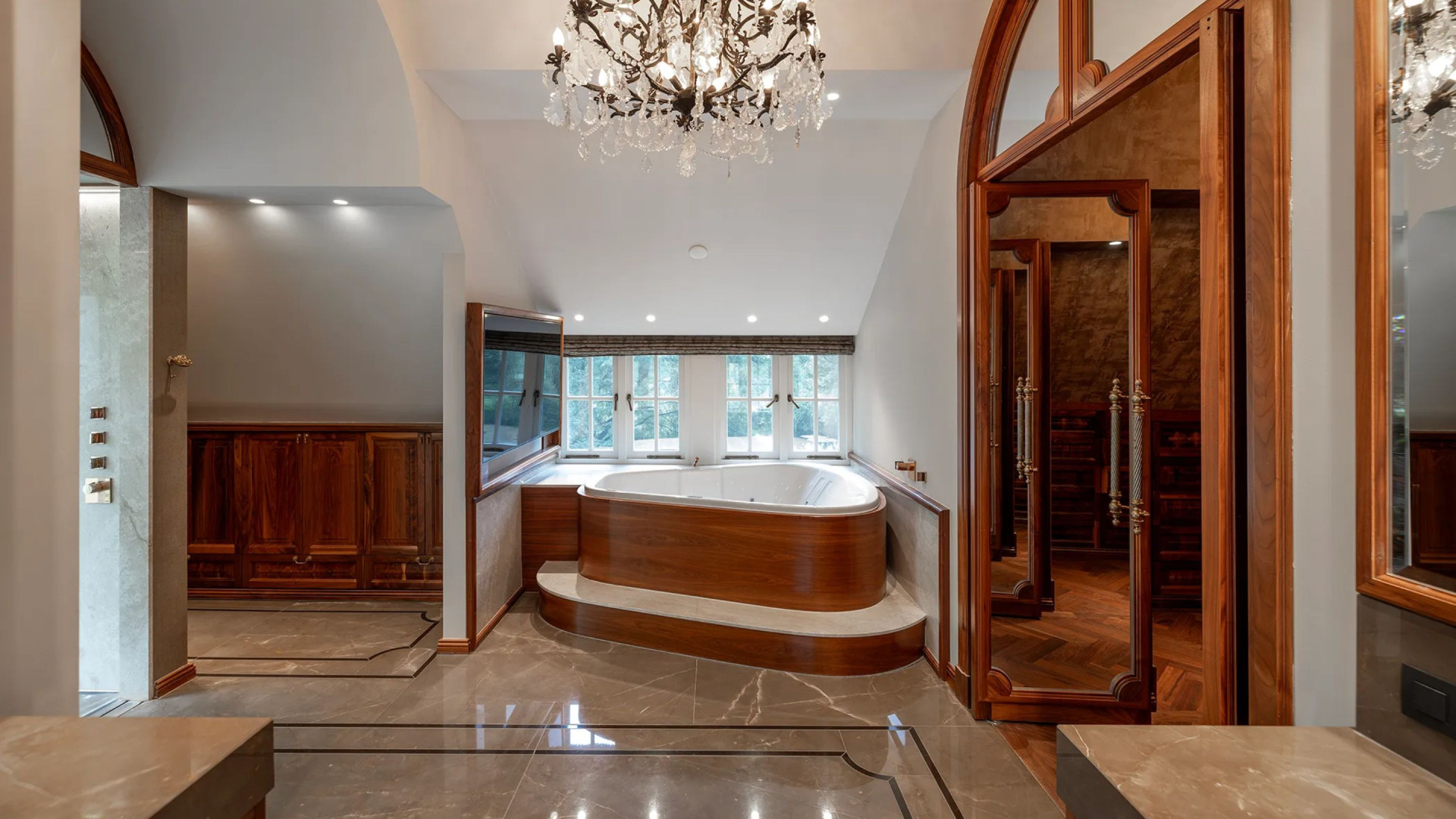 Voormalige villa DJ Afrojack gigantisch in prijs verlaagd. Zie foto’s 8