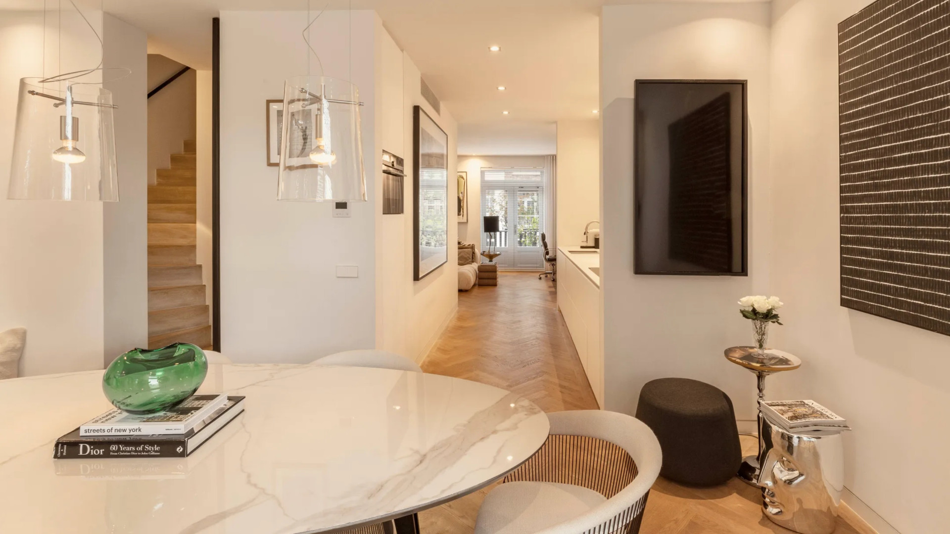 Topvisagist Leco van Zadelhoff zet zijn prachtige miljoenenappartement te koop. Zie foto’s 6