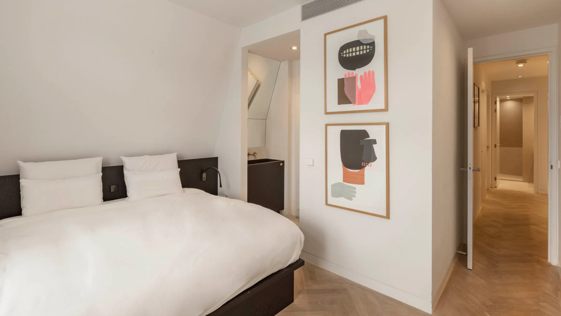 Topvisagist Leco van Zadelhoff zet zijn prachtige miljoenenappartement te koop. Zie foto’s 8