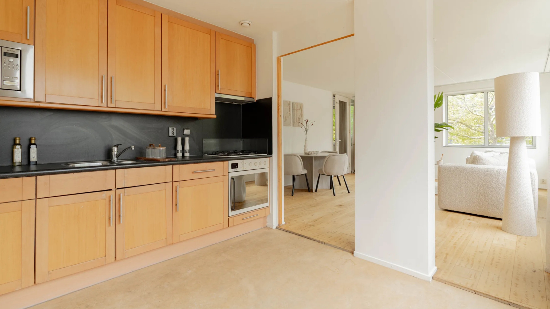Edgar Davids zet zijn appartement bij het Amsterdamse Bos te koop. Zie de foto’s! 5