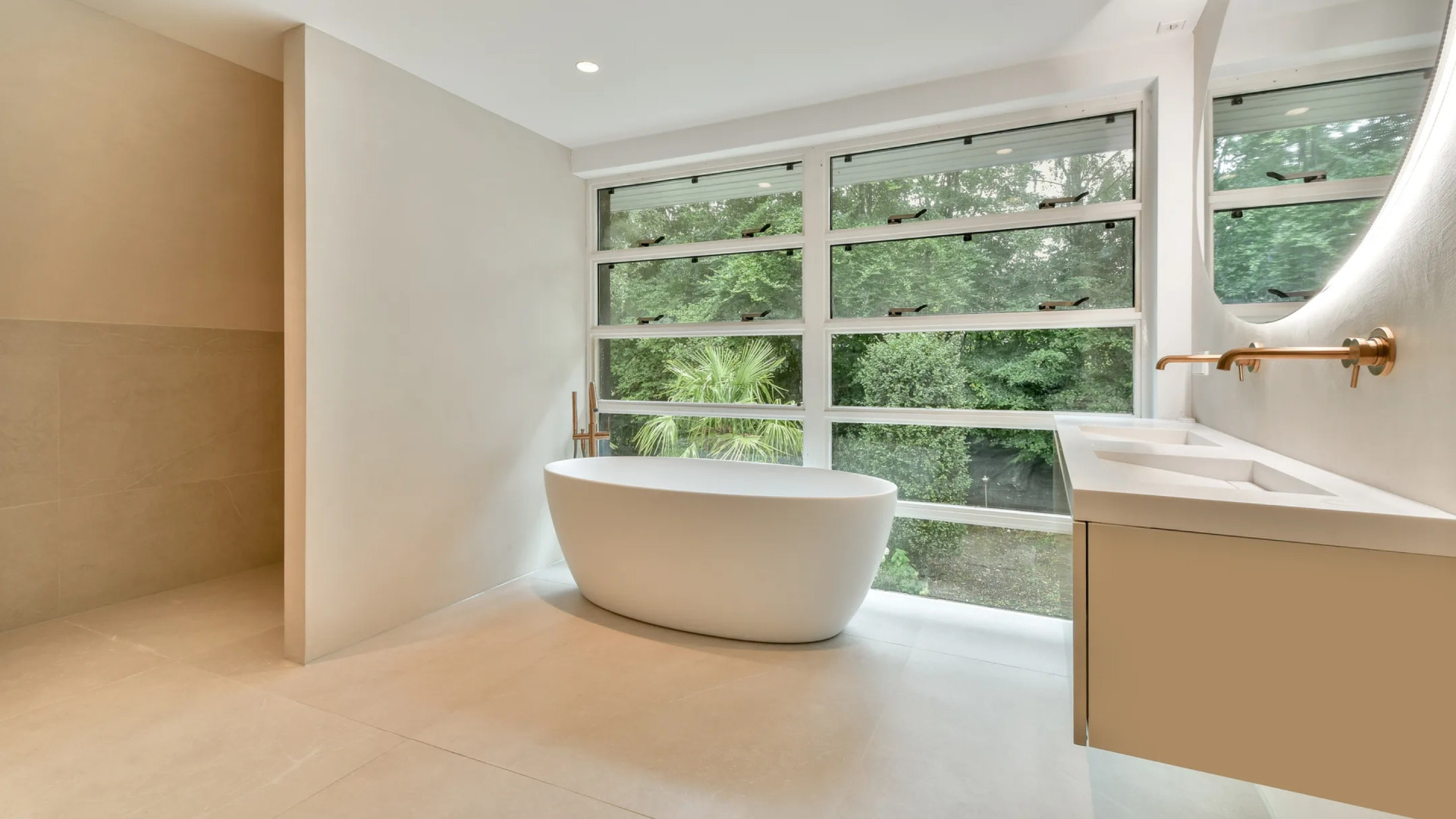 Voormalige villa van Gordon te koop voor een prijs waarvan hij kon dromen. Zie foto’s 9