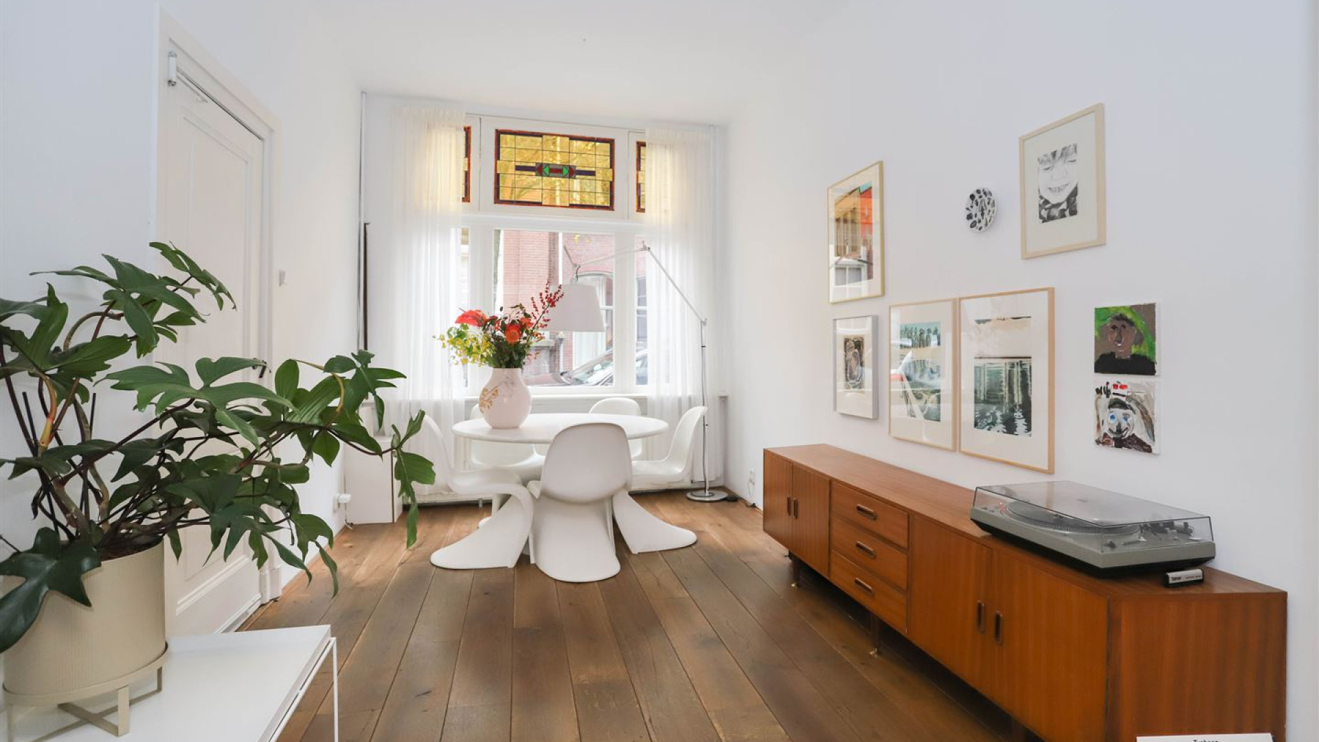 Zo woont De Slimste Mens-presentator Herman van der Zandt. Zie foto’s 2