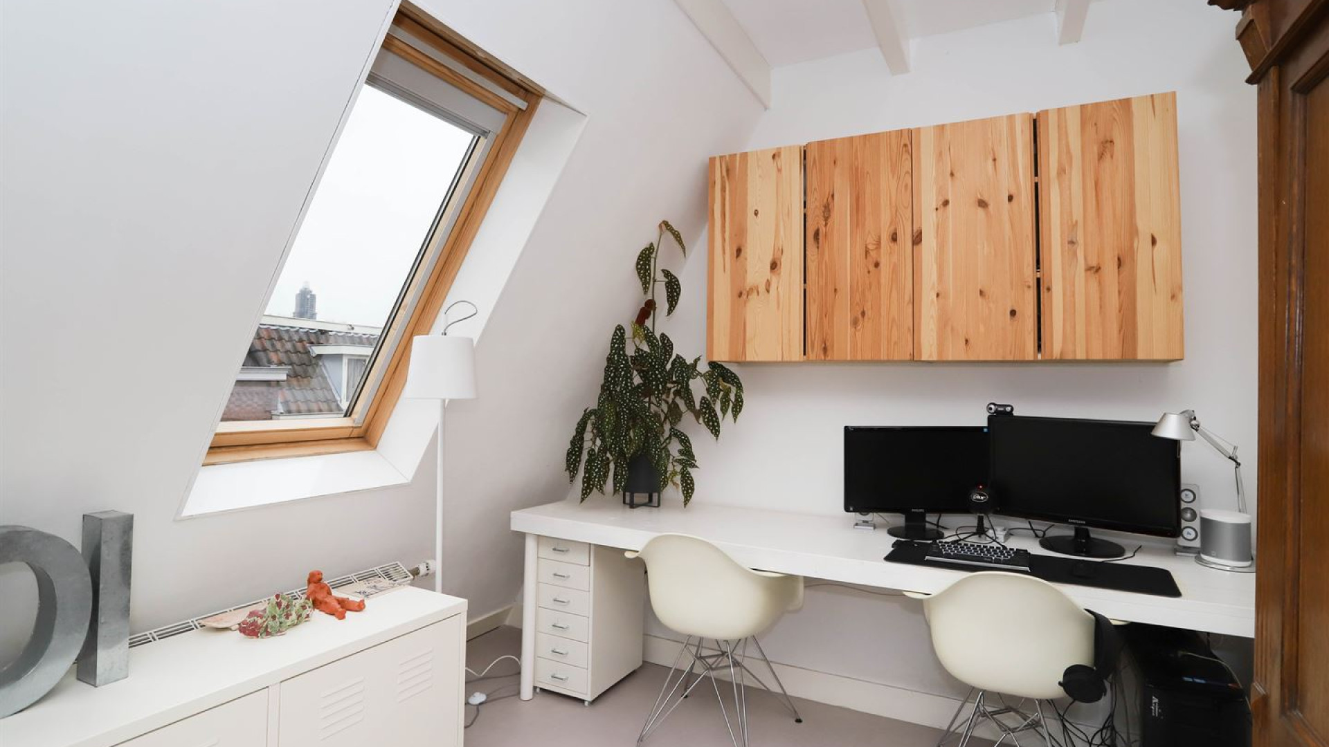 Zo woont De Slimste Mens-presentator Herman van der Zandt. Zie foto’s 13