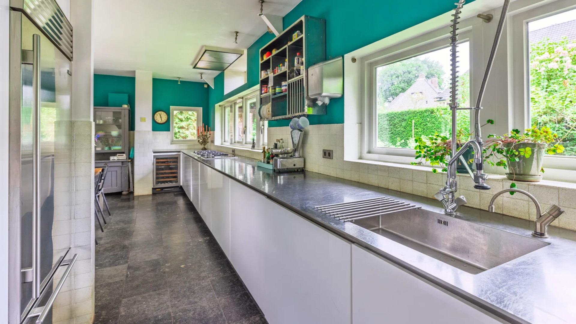 Verkoop villa gaat tv-kok Julius Jaspers miljonair maken. Zie foto’s 6