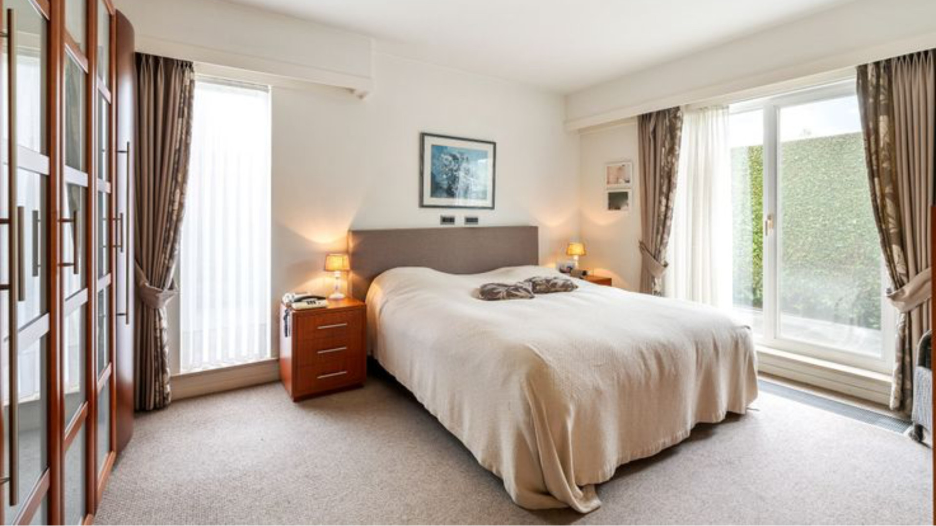 Binnenkijken in net gekochte buitenlandse villa van Roy Donders. Zie foto's 7