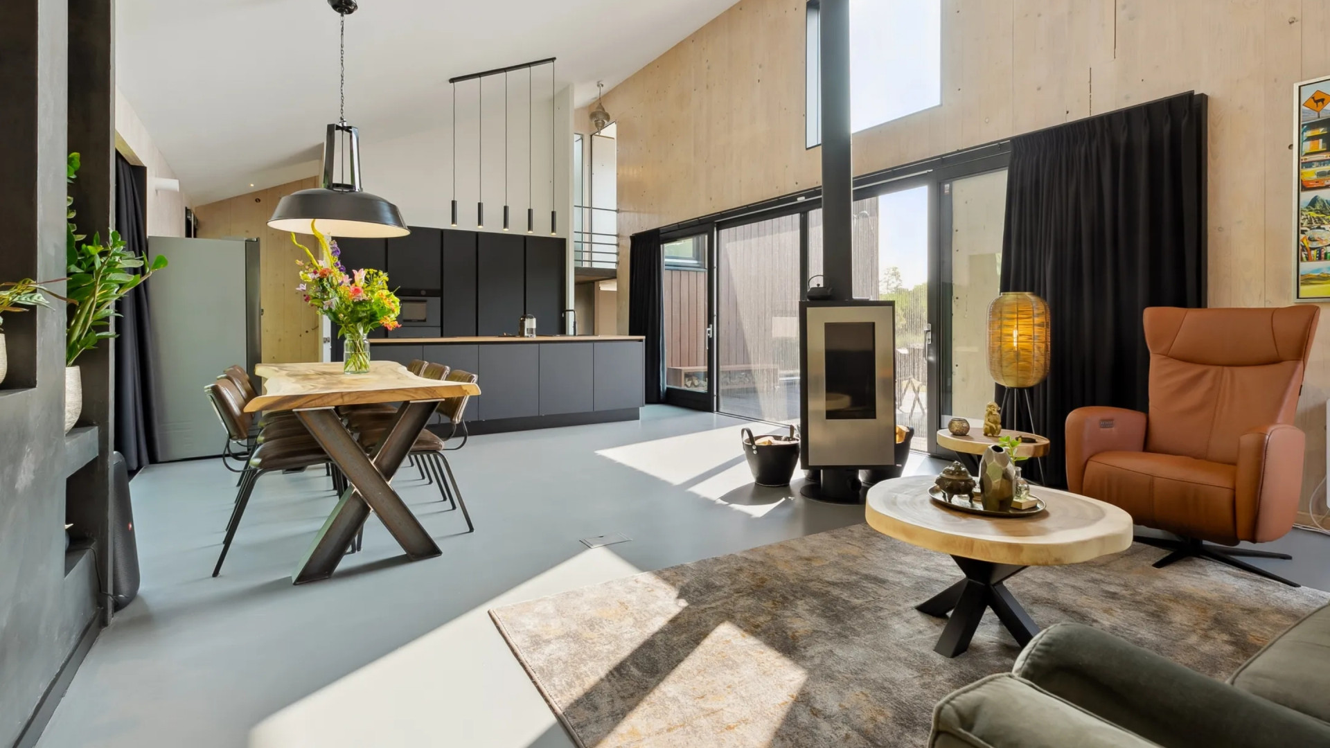 Binnenkijken in de nieuwe bijzondere woning van Amerika-kenner Raymond Mens 2