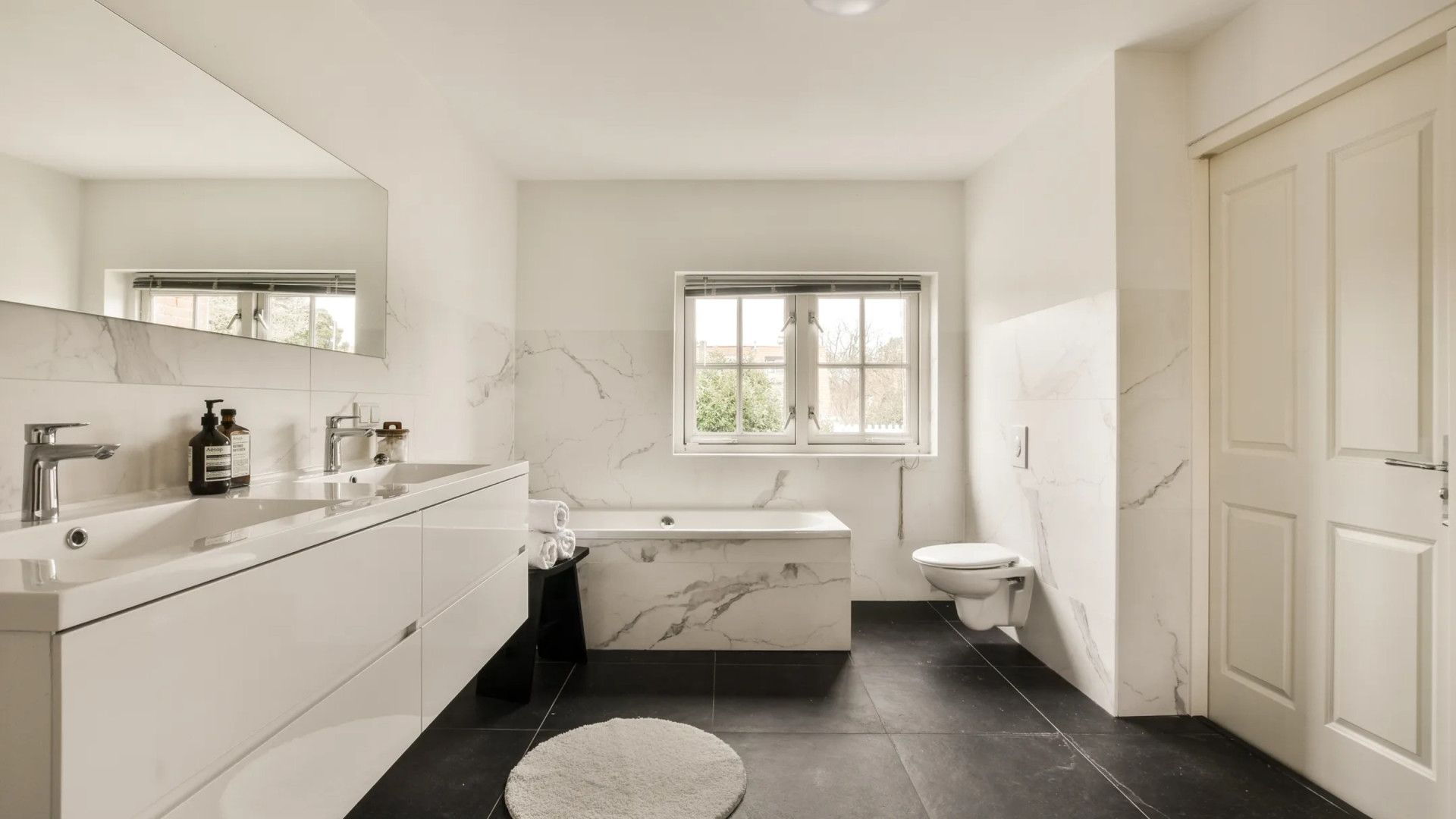 Binnenkijken in de net gekochte heerlijke gezinswoning in het Gooi van Dionne Stax en haar vriend Steven Jansen 9