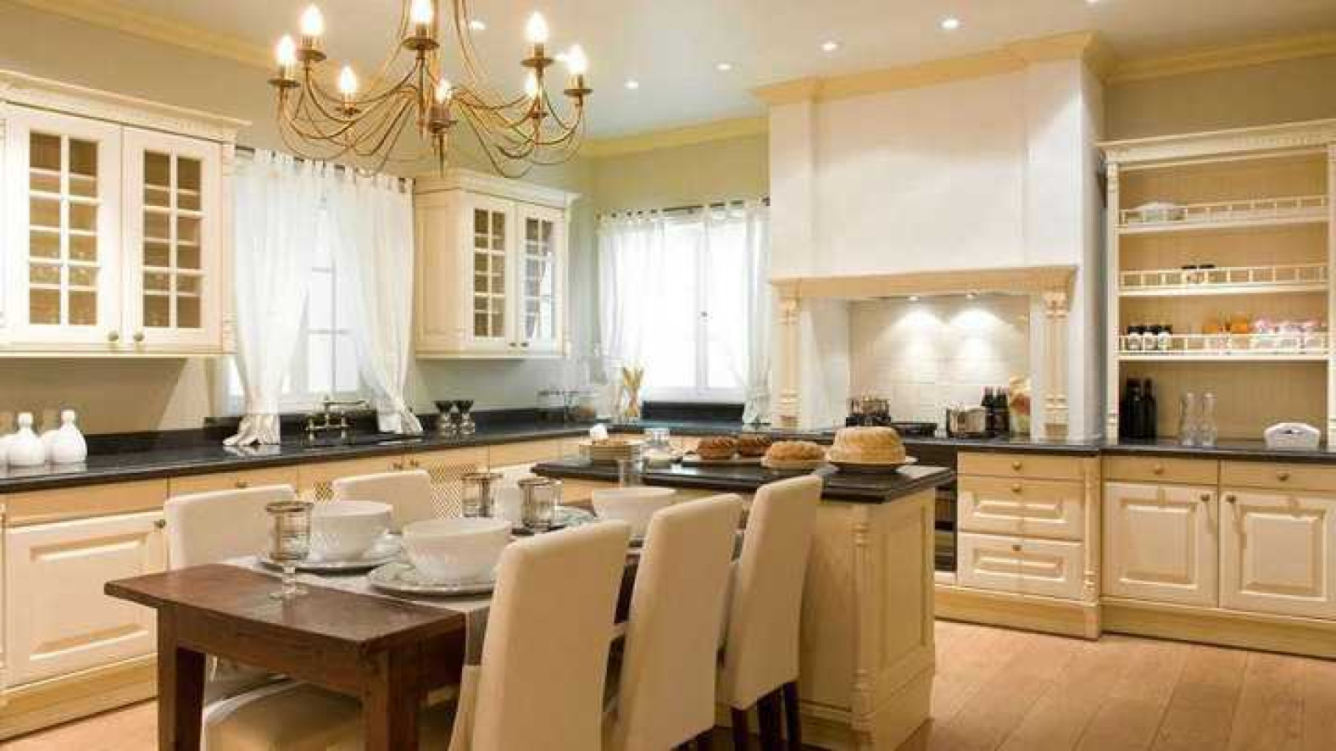 Binnenkijken in de luxe designvilla van Jandino Asporaat! 7