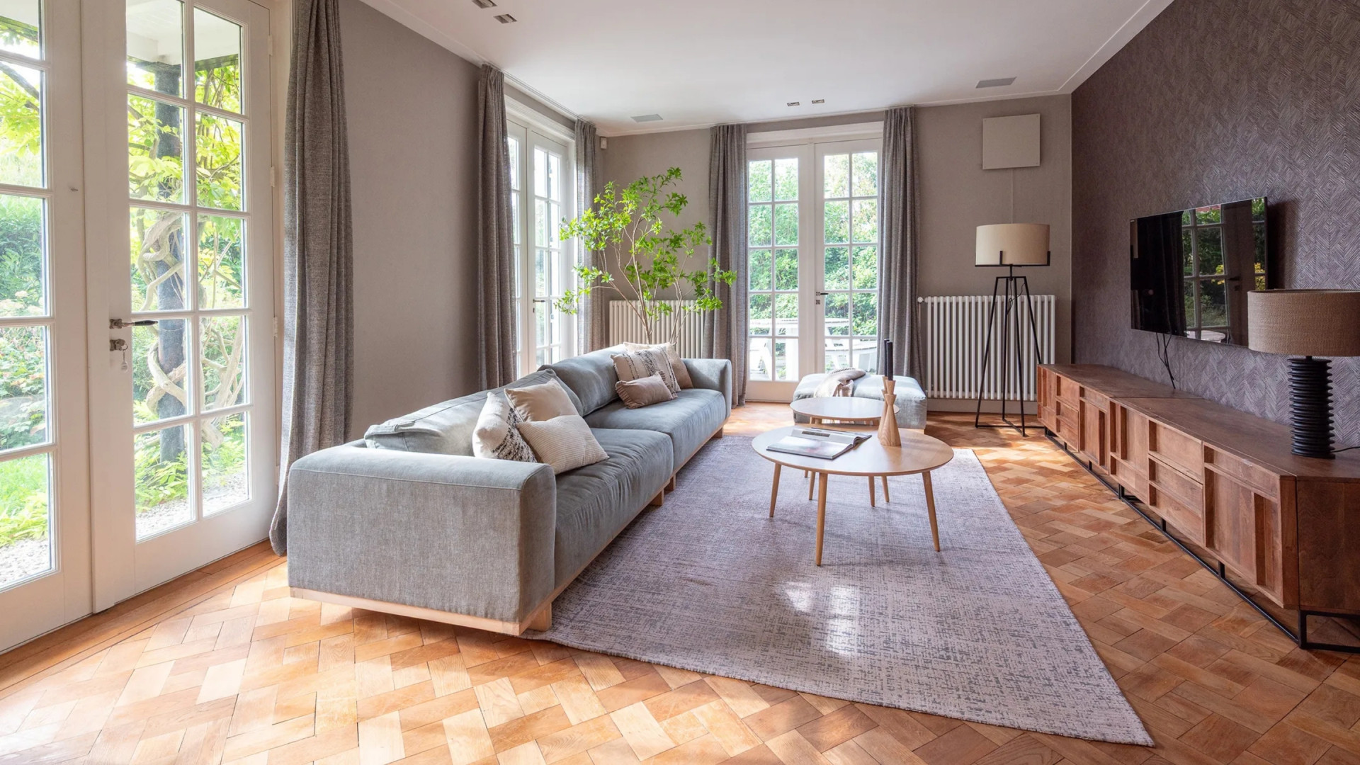 Illusionist Victor Mids koopt zwaar boven de vraagprijs deze miljoenenvilla in Haarlem. Kijk binnen! 2