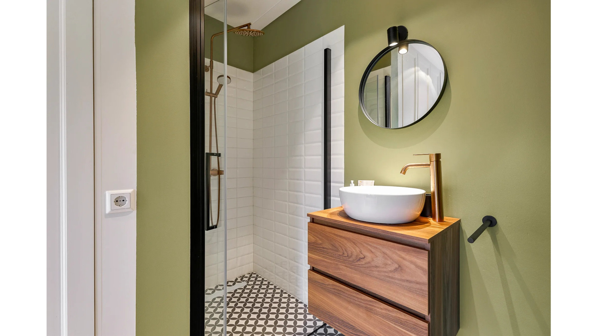 Illusionist Victor Mids koopt zwaar boven de vraagprijs deze miljoenenvilla in Haarlem. Kijk binnen! 7