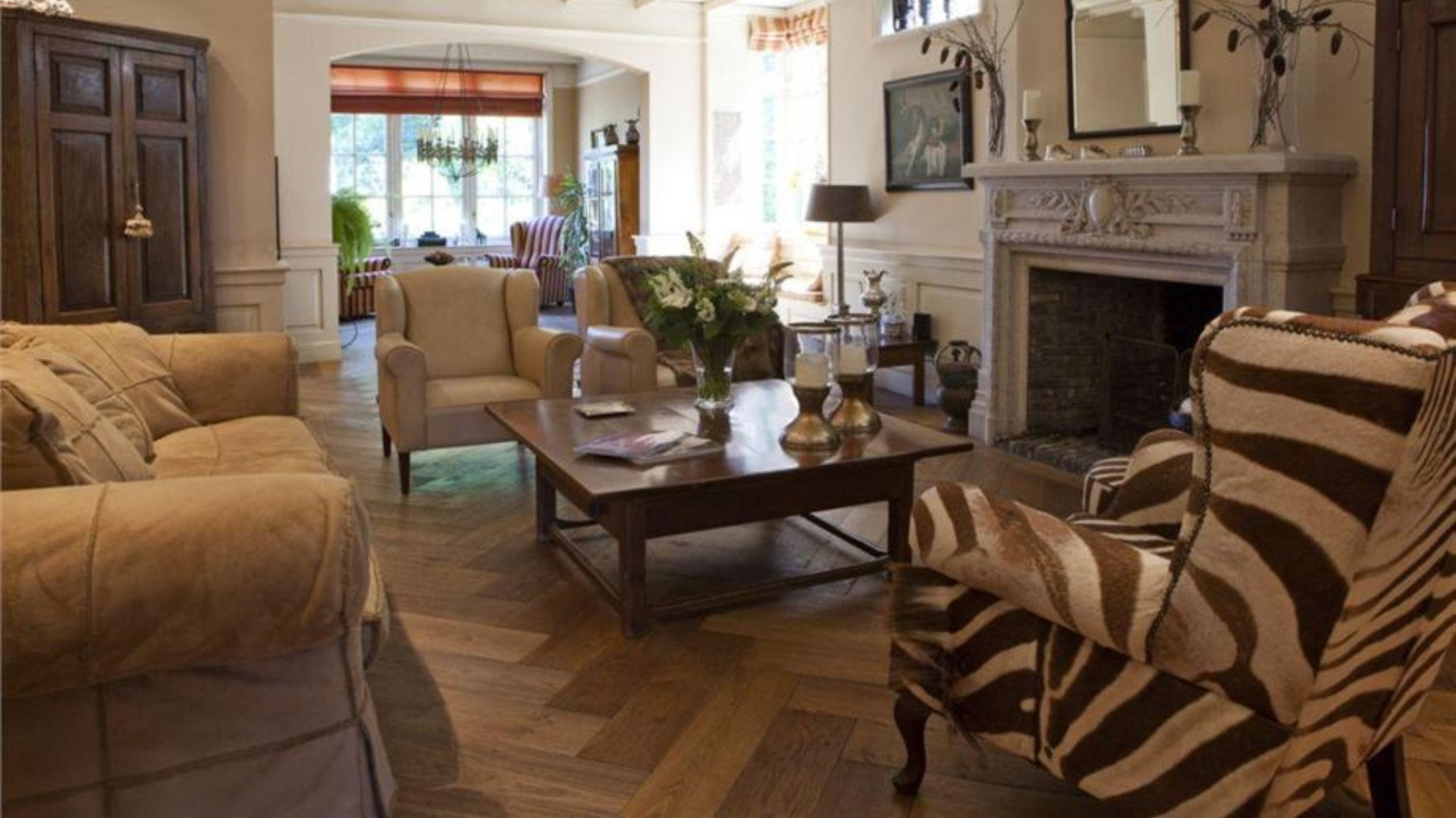 Binnenkijken bij Dick Advocaat, de man die Curaçao naar het WK Voetbal bracht! Zie foto's 6