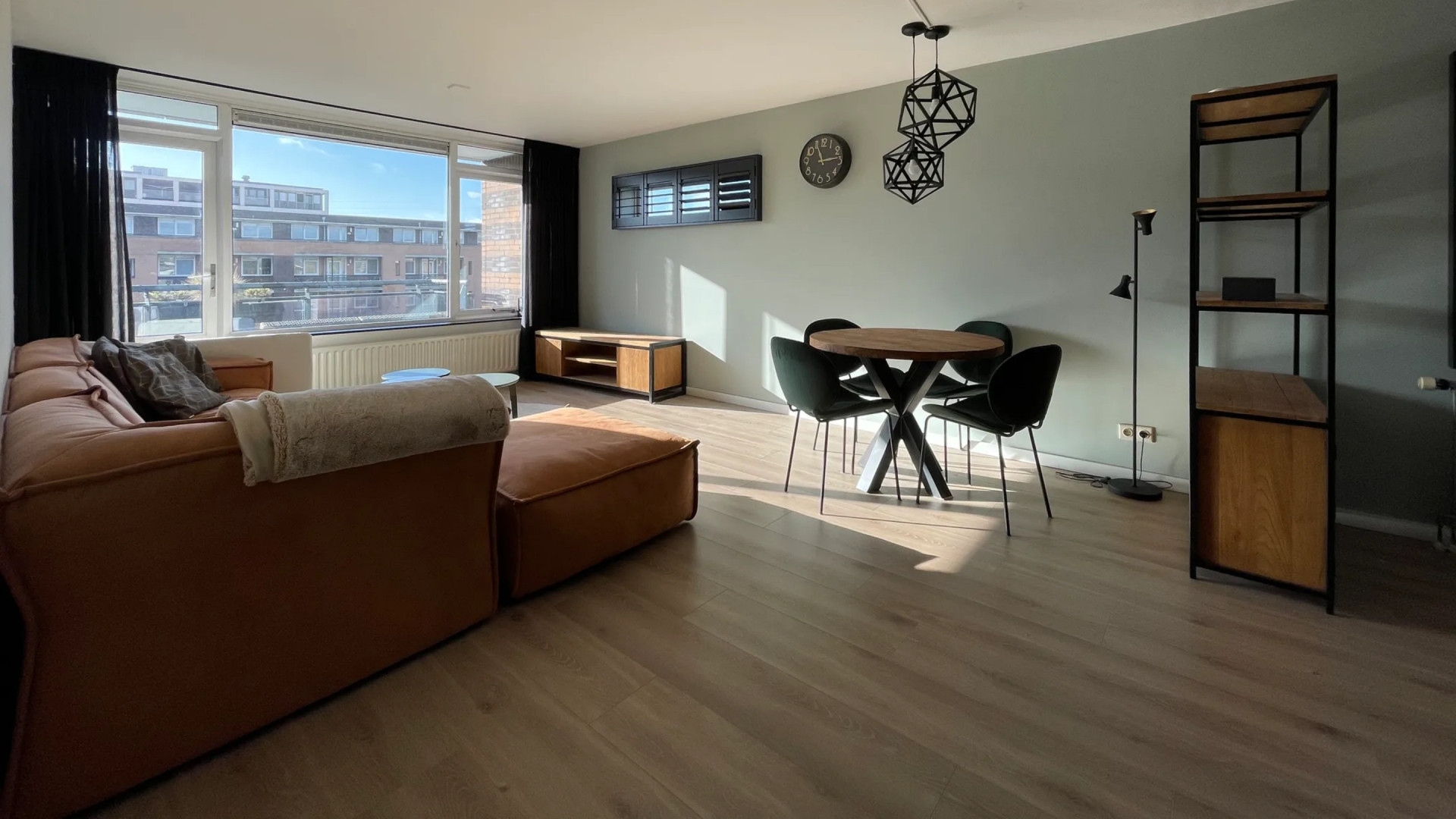 Wordt dit het liefdesnestje van zangeres Stefania en Flemming? Zie foto’s 3