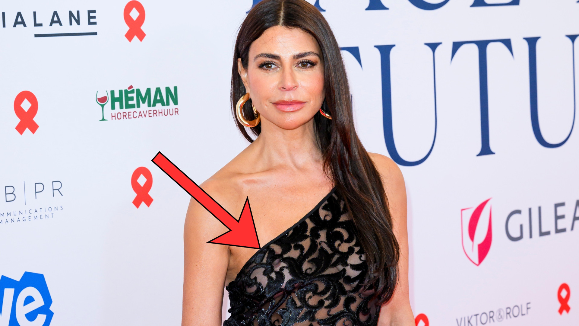 Olcay Gulsen veroorzaakt ‘nipple-gate’ met haar gewaagde look! Bekijk de foto’s hier 2