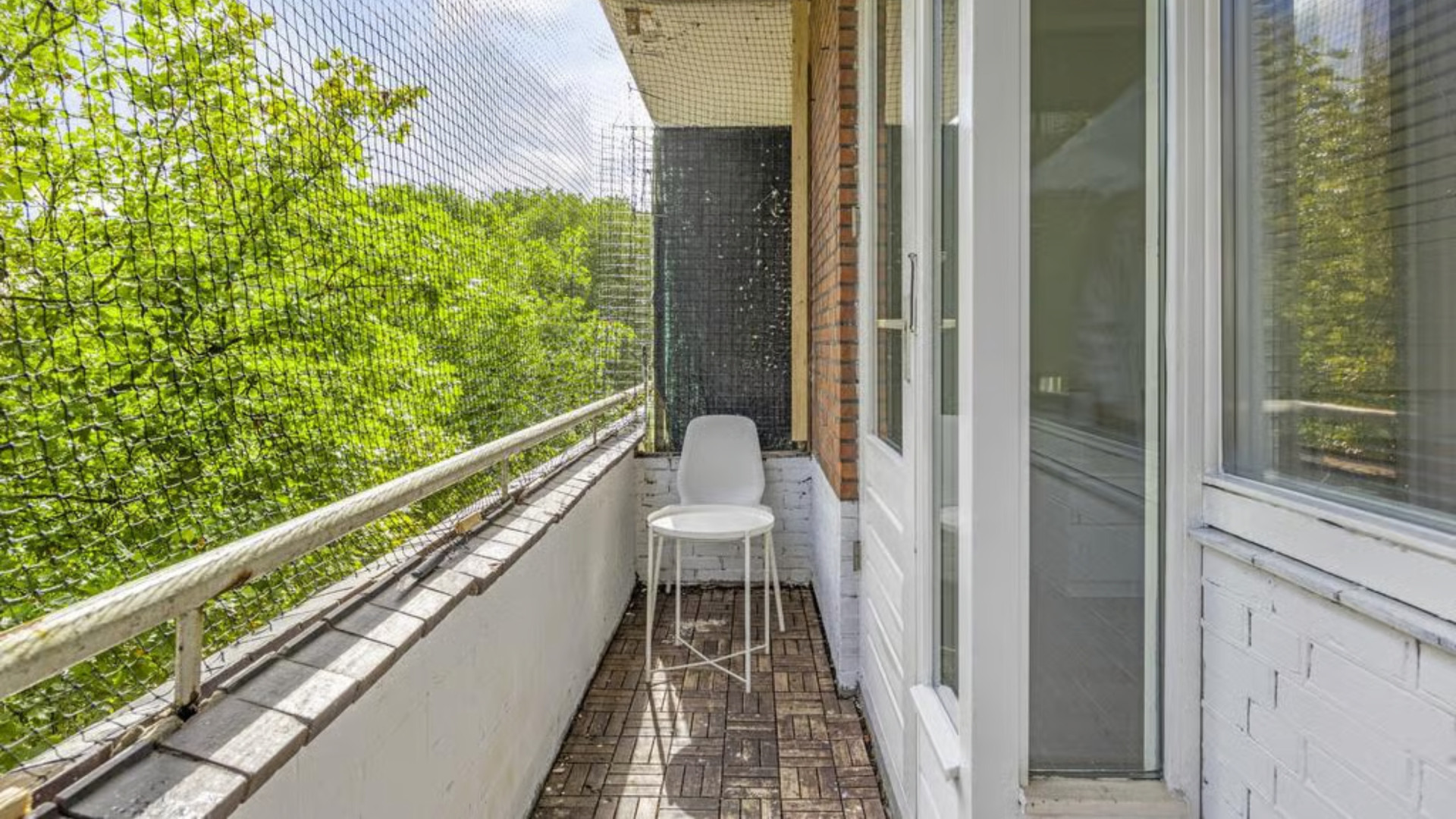 Khalid Kasem, co-producent van de Hanslers, zet gedwongen ook zijn tweede appartement te koop. Zie foto’s 10