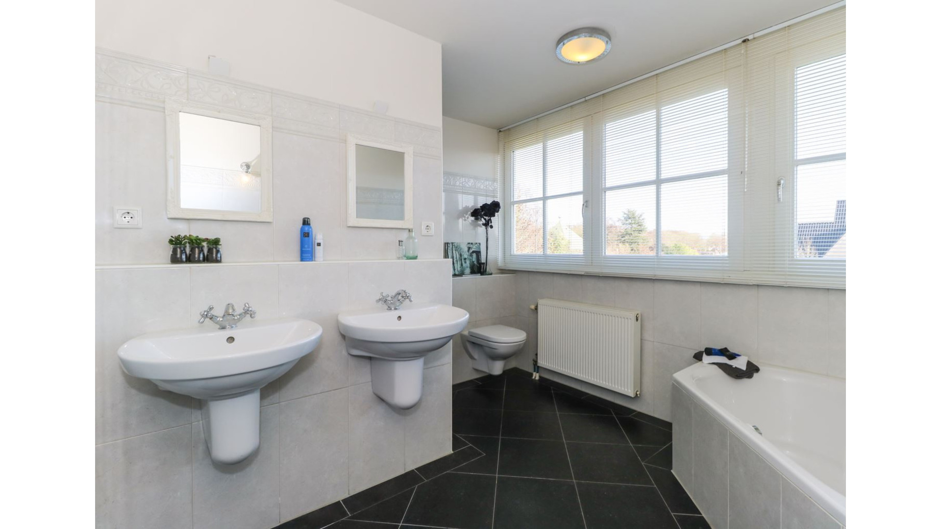 Binnenkijken in het scheidingshuis van het Vandaag Inside-cybermannetje Dave Maasland. Zie foto’s 8