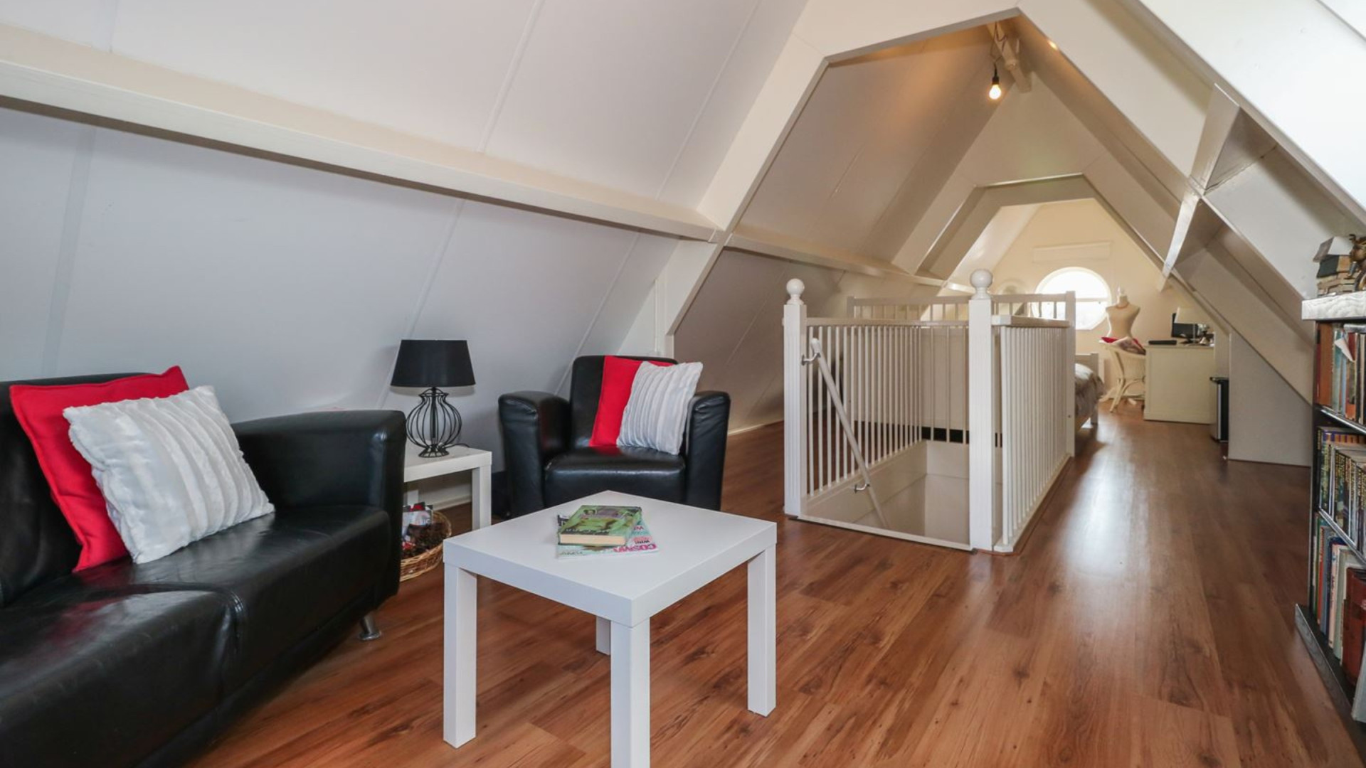 Binnenkijken in het scheidingshuis van het Vandaag Inside-cybermannetje Dave Maasland. Zie foto’s 9