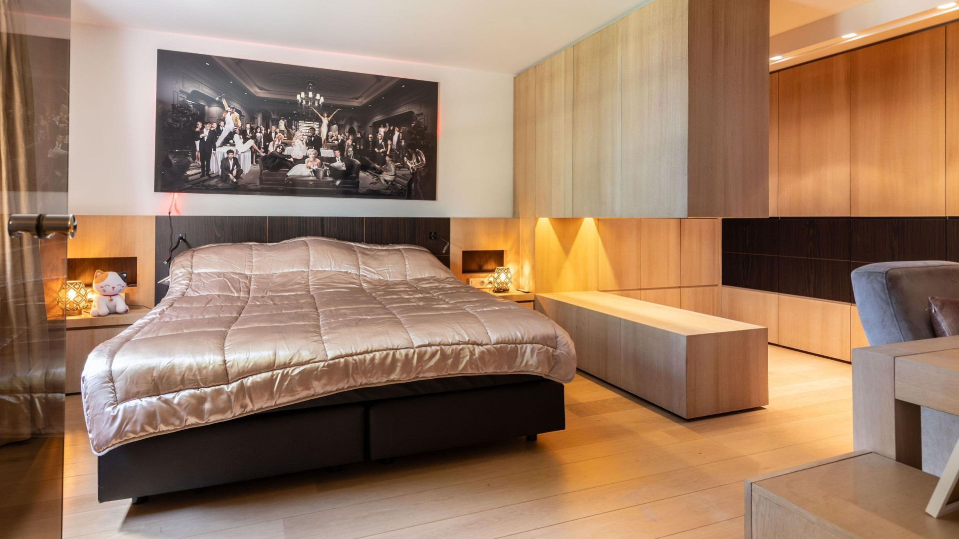 Andy van der Meijde en Melisa zetten hun droomvilla met gym en binnenzwembad te koop. Zie foto's 5