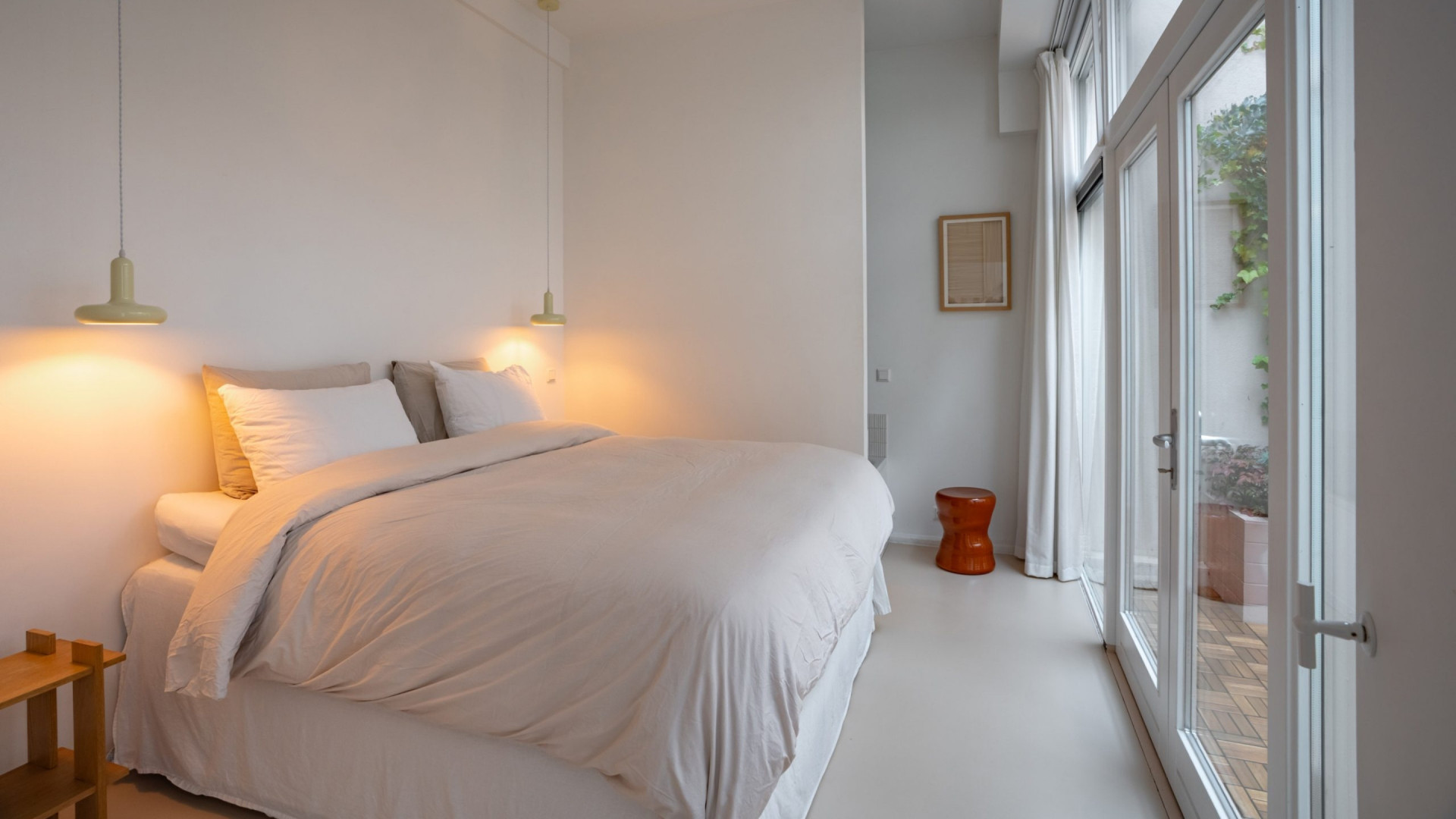 Deze zeer bekende NOS Journaal-presentator zet zijn Rotterdamse woning te koop. Zie foto’s 5