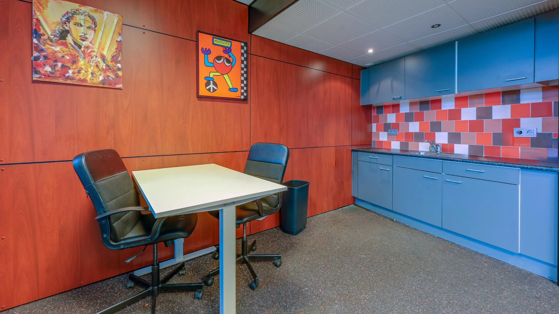 Ali B zet met pijn in zijn hart zijn pand te koop. Zie foto’s 9