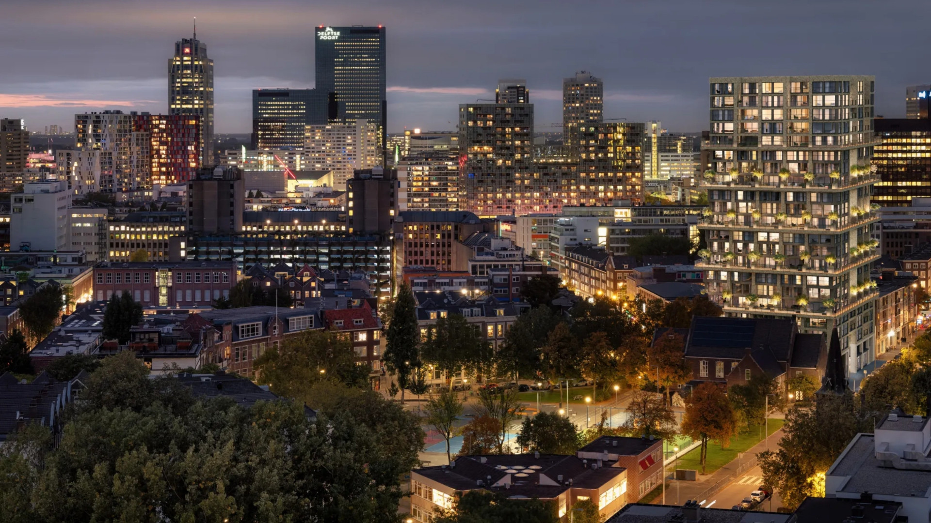 Voetballer Noa Lang houdt uitverkoop en zet nu ook zijn penthouse in Rotterdam te koop. Zie foto’s 7