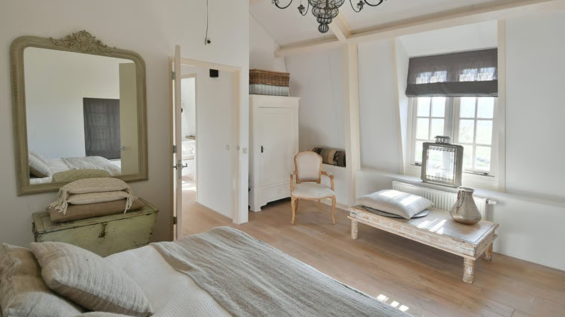 Voormalige huurwoning van Bram Moszkowicz opnieuw te koop na gedwongen vertrek 9