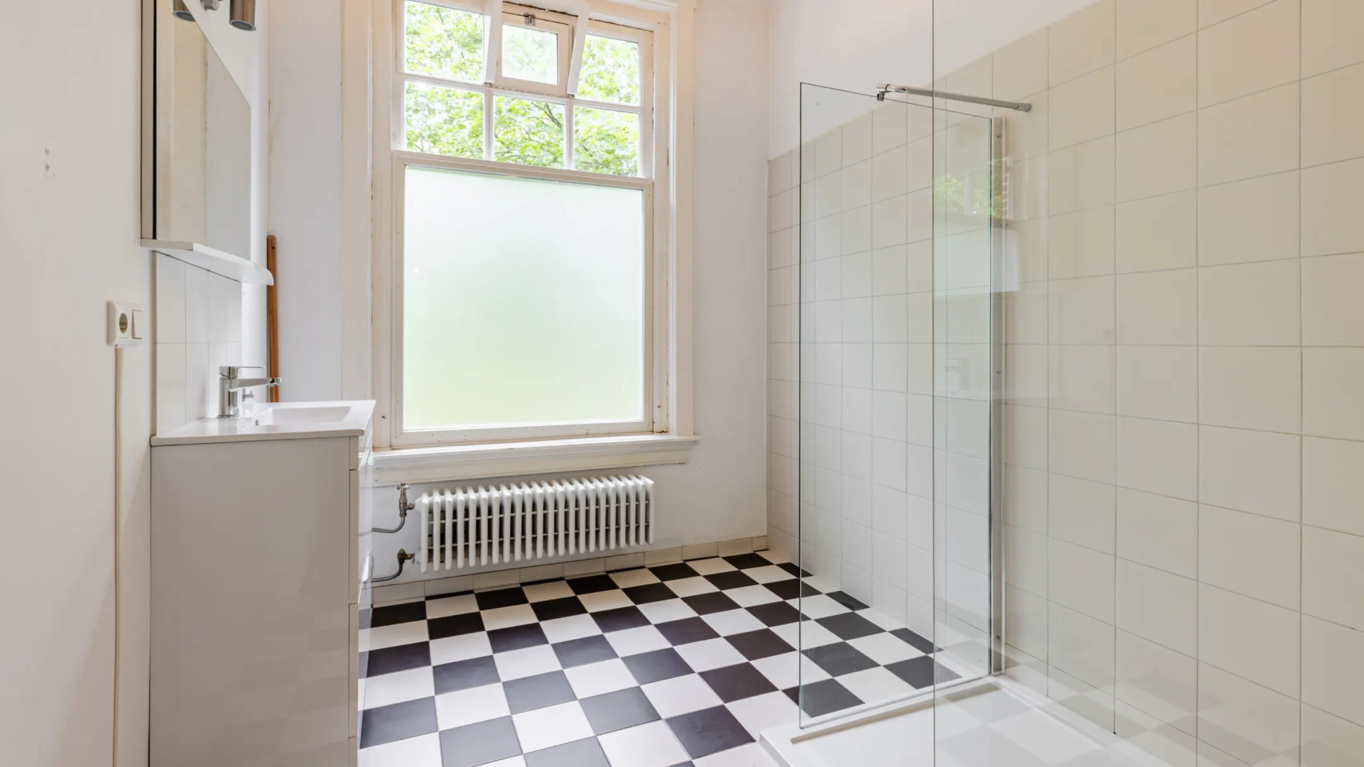 Dit is het nieuwe droompaleis van ex K3 Klaasje Meijer! Zie foto's 7