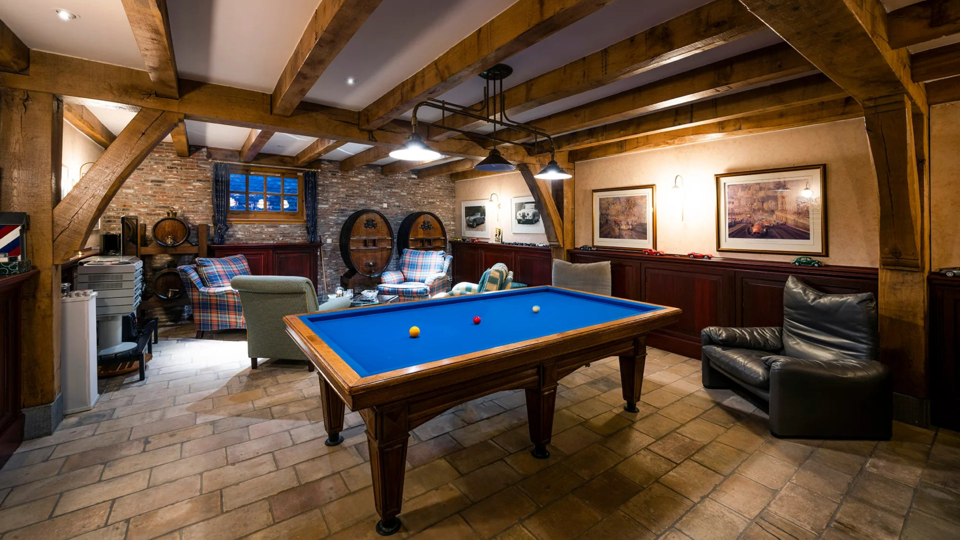 Jaap van Zweden moest deze miljoenenvilla gedwongen zeer snel verkopen. Zie foto’s 10