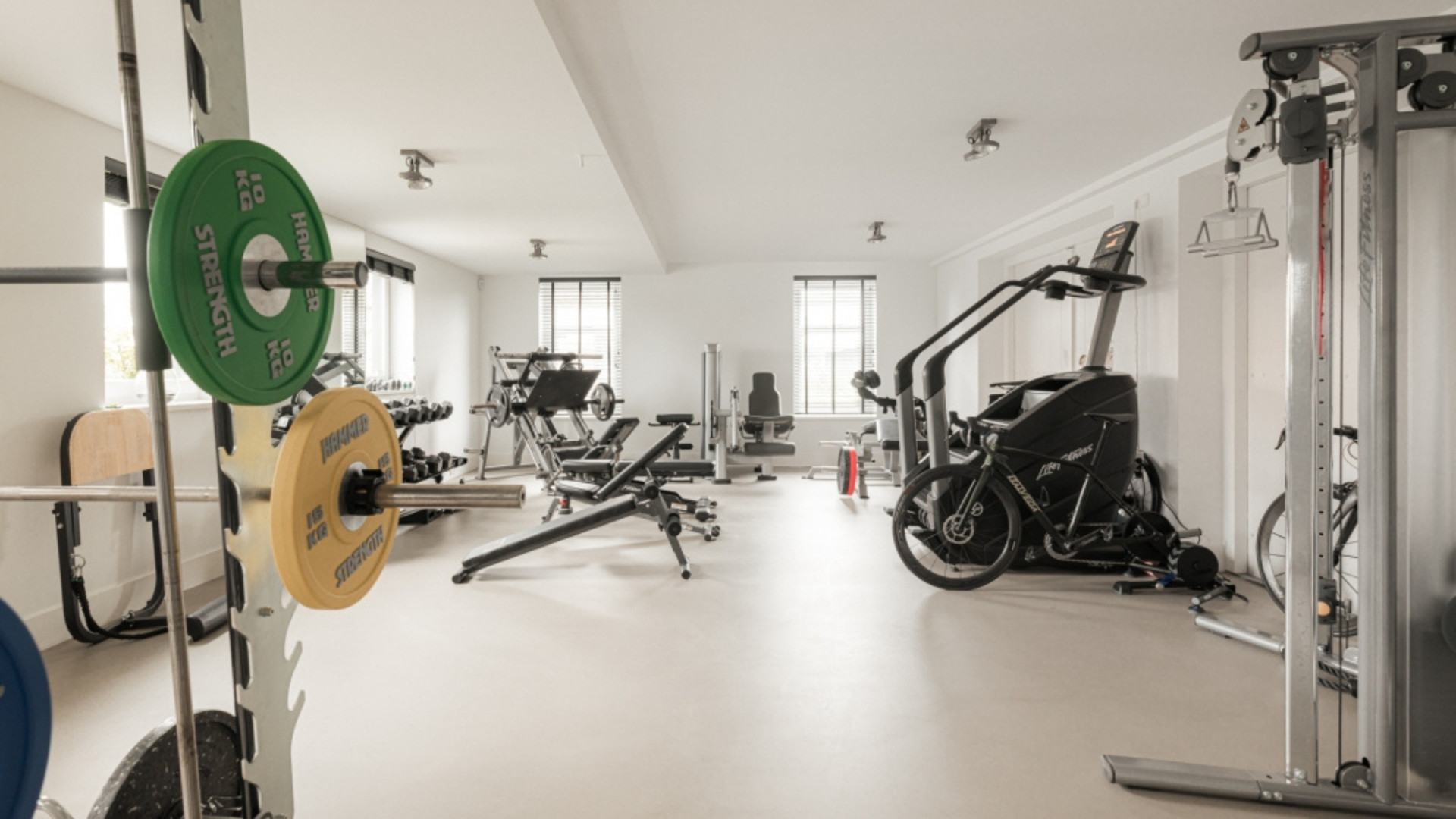 Blokkeert miljoenen villa van Fajah Lourens haar Spaanse droom? Zie foto’s 12