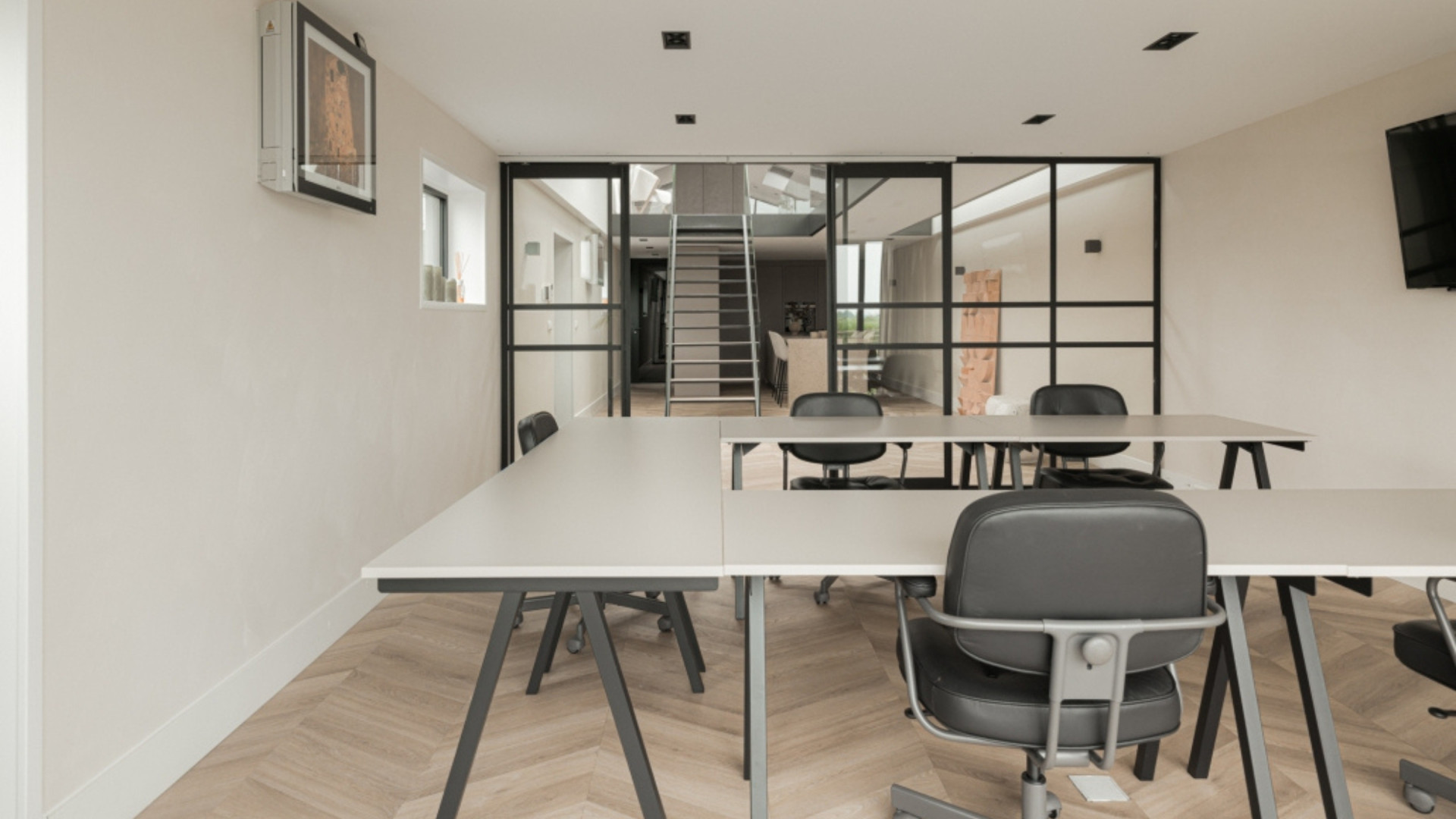 Blokkeert miljoenen villa van Fajah Lourens haar Spaanse droom? Zie foto’s 13