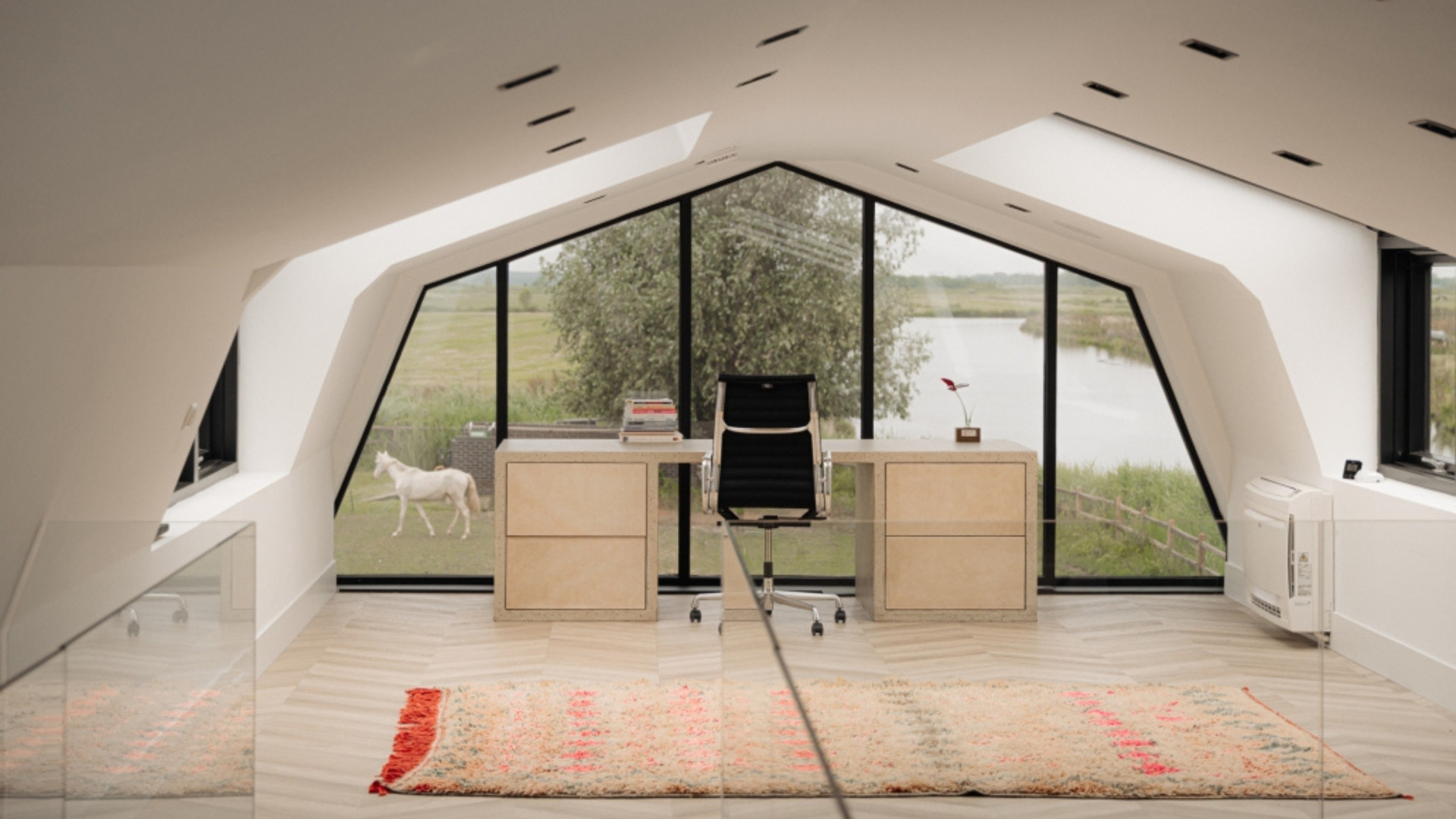 Blokkeert miljoenen villa van Fajah Lourens haar Spaanse droom? Zie foto’s 14