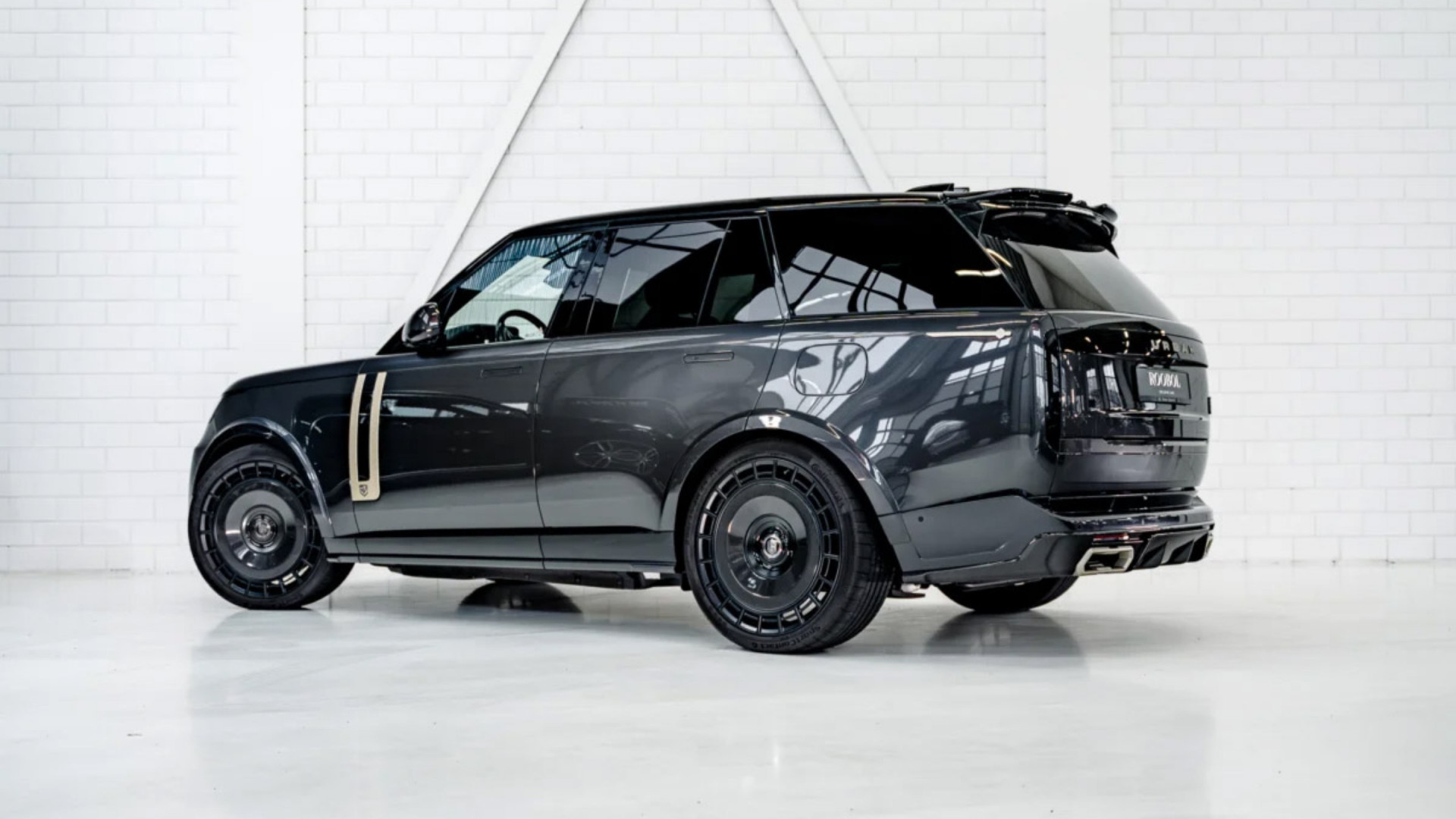 Waarom staat Rico Verhoevens splinternieuwe Range Rover nu al op Marktplaats? 4