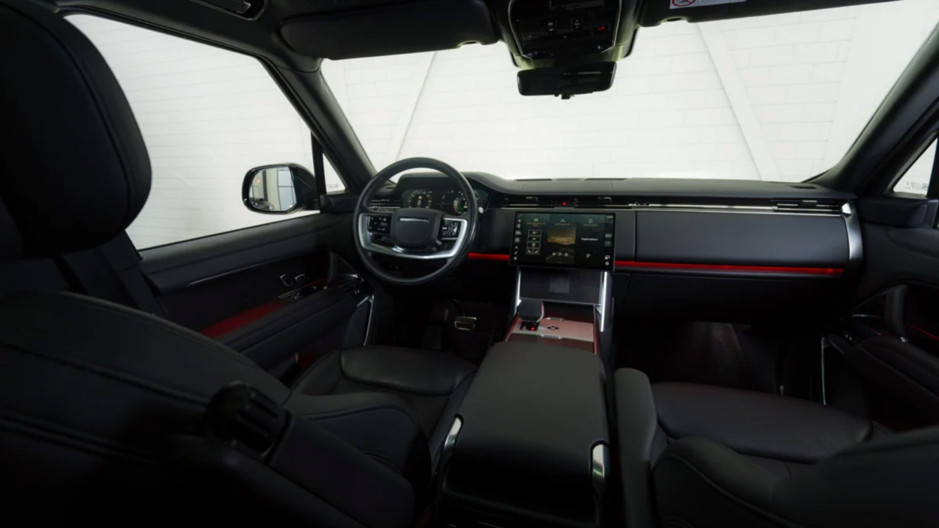 Waarom staat Rico Verhoevens splinternieuwe Range Rover nu al op Marktplaats? 6