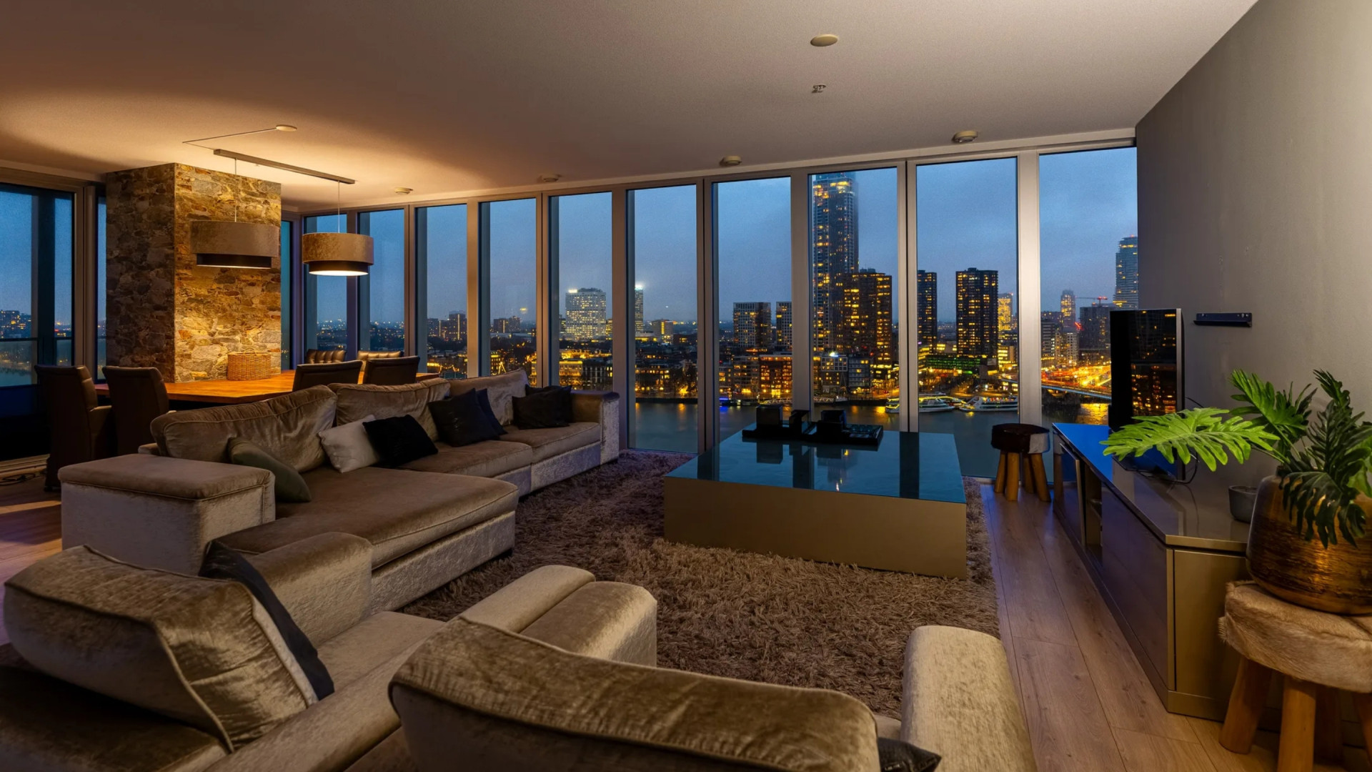 Zet oud-Feyenoord- en PSV-speler Rick Karsdorp uit geldnood zijn luxe Rotterdamse appartement te koop? Zie foto’s 3