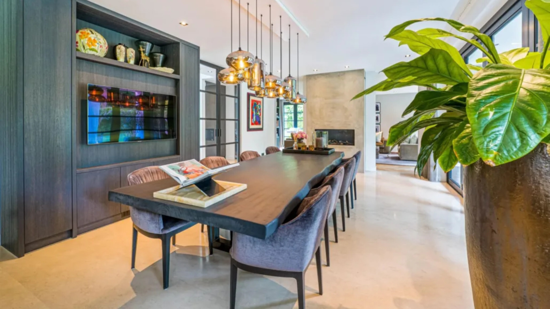 Eelko van Kooten zet zijn miljoenenvilla in de Gouden Driehoek van Blaricum te koop. Zie foto’s 6