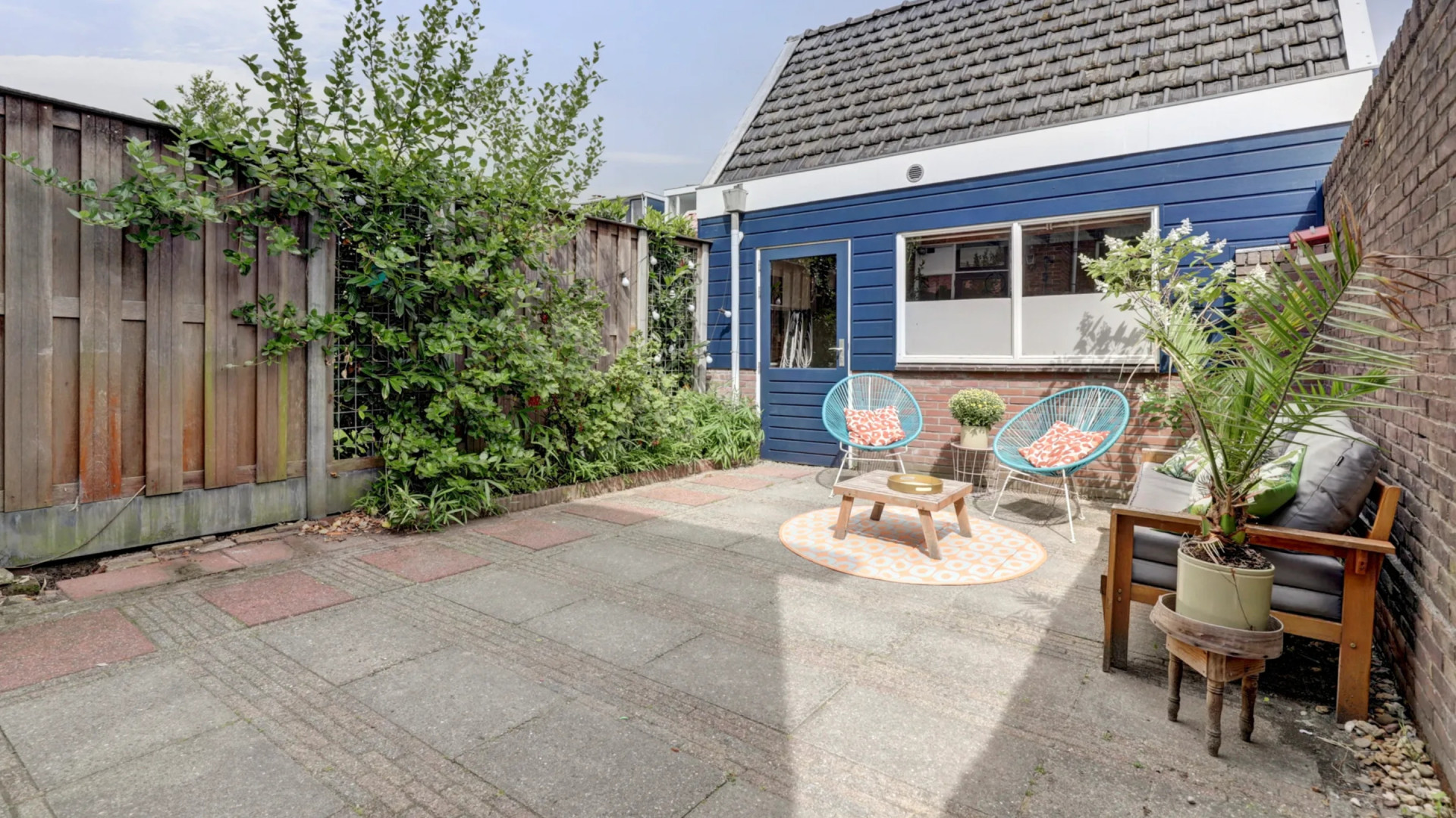 Acteur Oscar Aerts zet zijn jaren ’30-woning in Gouda te koop. Zie foto’s 8