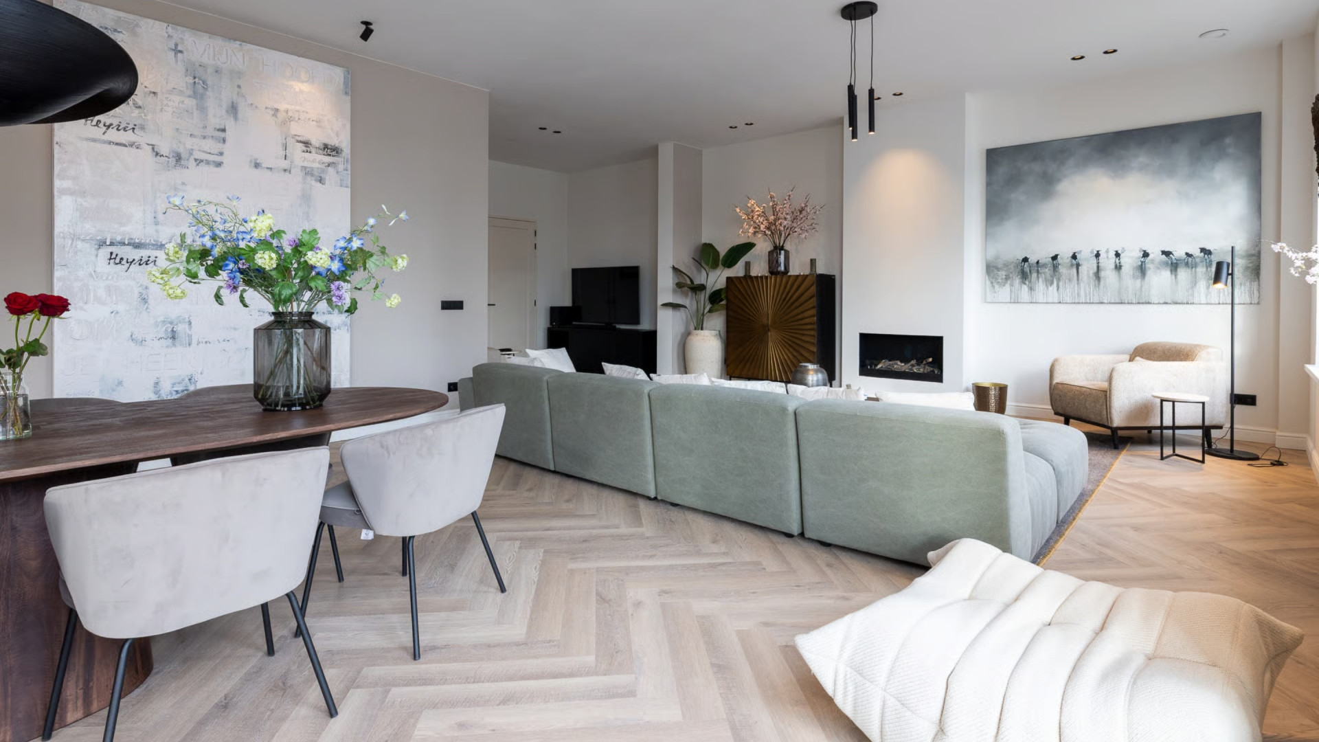 Erland Galjaard, echtgenoot van Wendy van Dijk, zet zijn luxe appartement aan de Maas in Rotterdam te koop. Zie foto’s 4