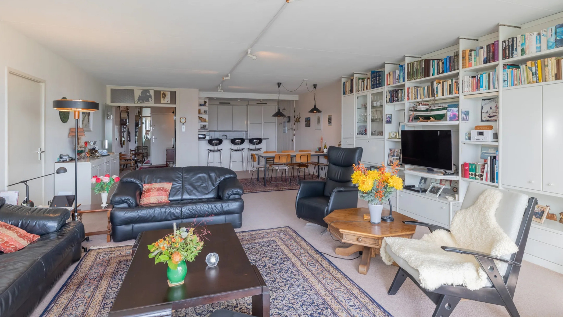 Tineke Schouten koopt luxe appartement in Noordwijk aan zee. Zie foto’s 3