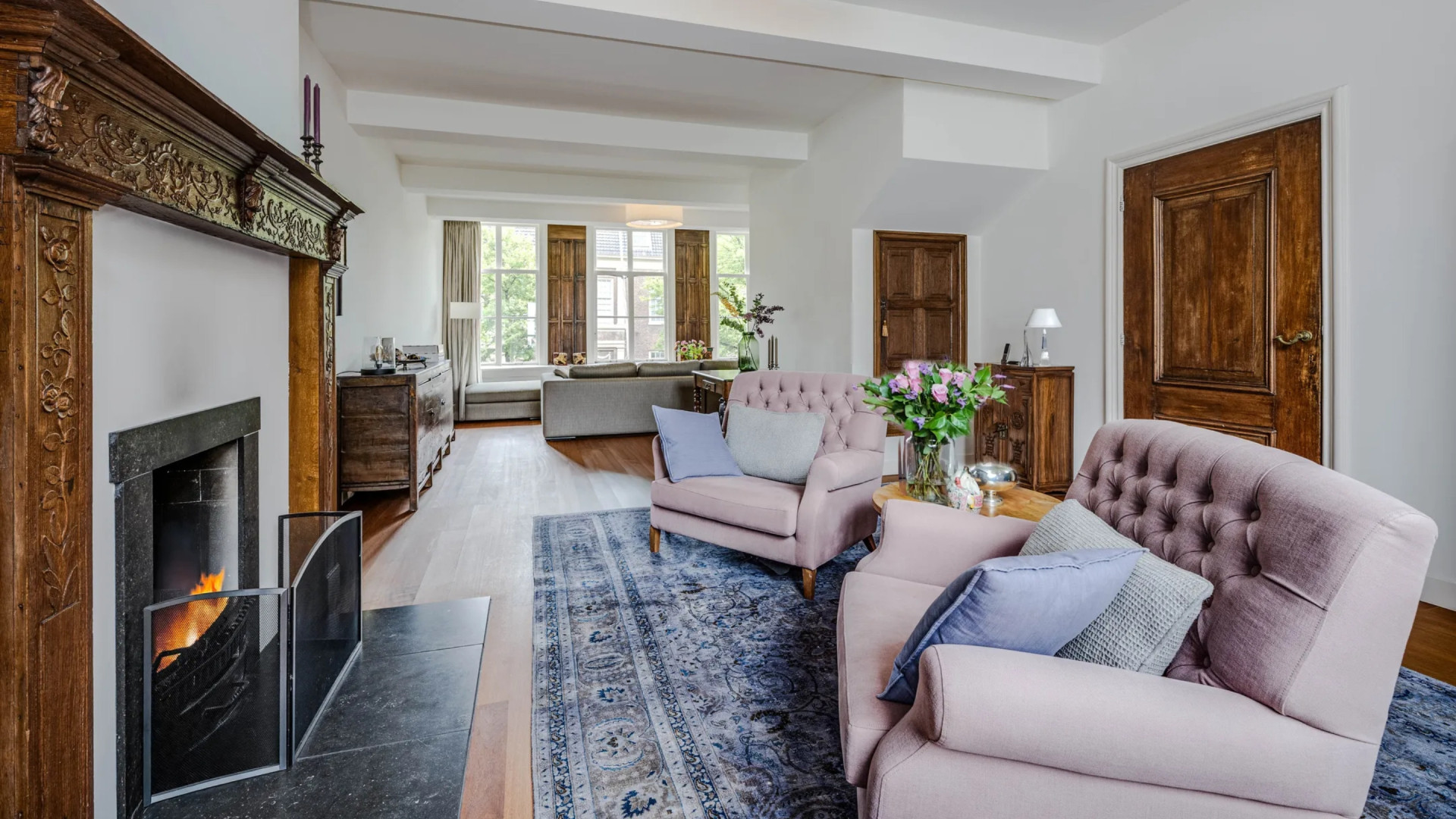 Voormalige studentenwoning prinses Beatrix nu te koop voor miljoenen euro's. Zie foto's 7