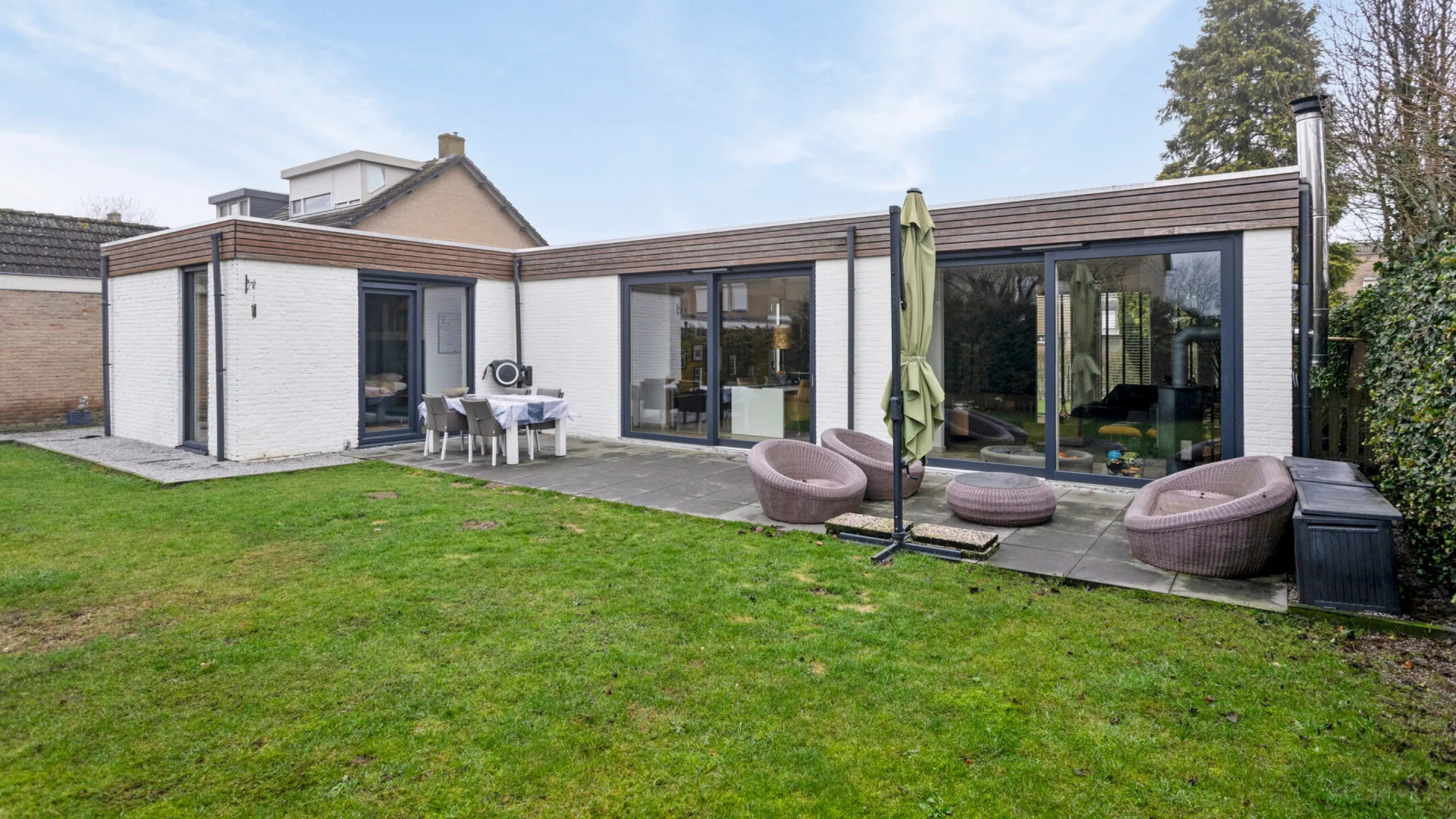 Zeer gelovige Gers Pardoel koopt bungalow in deze streng gereformeerde gemeente. Zie foto’s 9