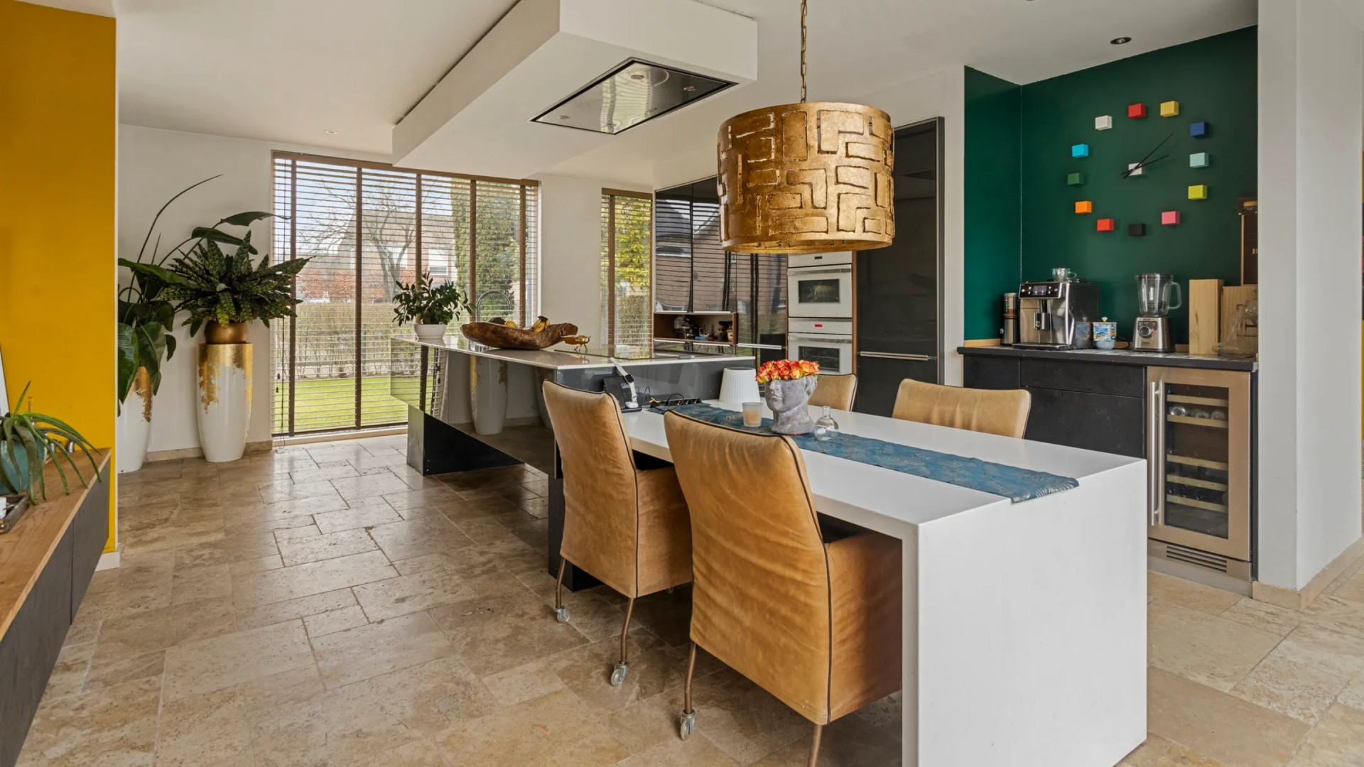 Zeer gelovige Gers Pardoel koopt bungalow in deze streng gereformeerde gemeente. Zie foto’s 4