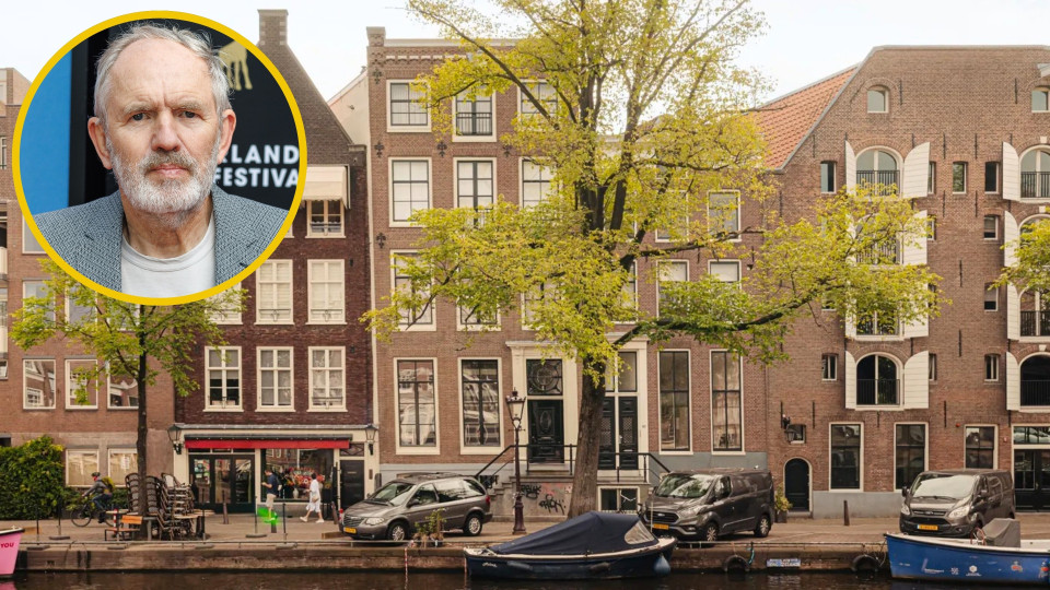 Binnenkijken in het Amsterdamse grachtenpand van U2-fotograaf Anton Corbijn. Zie foto’s